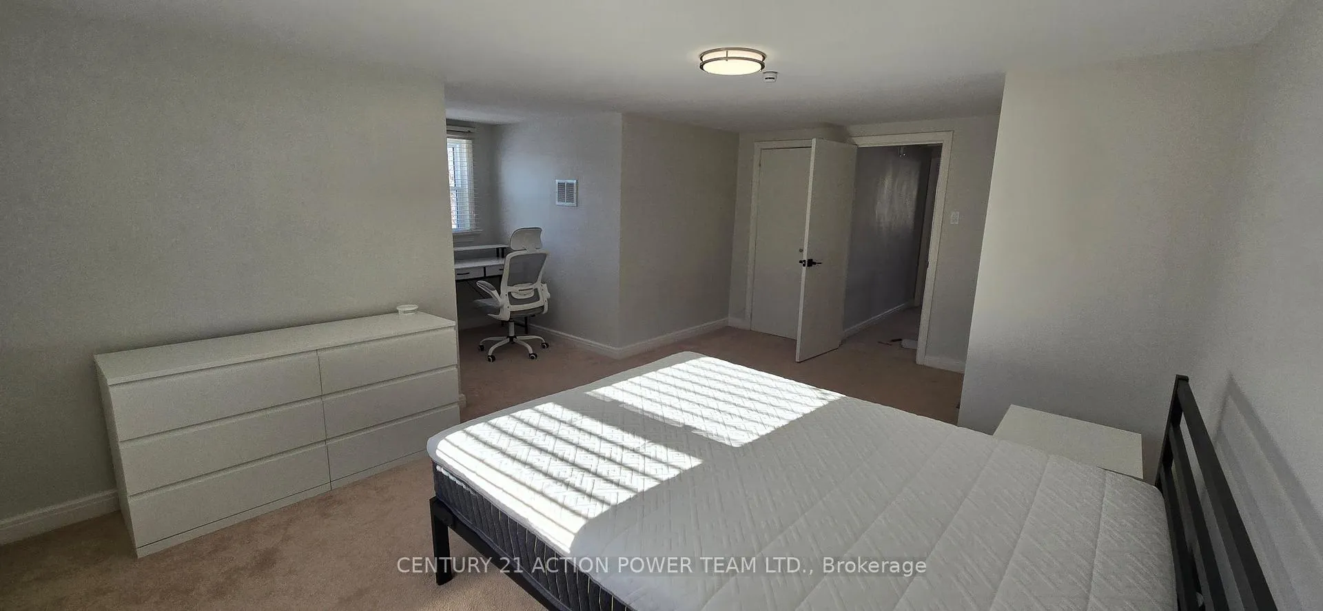 Photo 21 of 3195 Riverside Drive, Ottawa, Mooneys Bay/Revelstoke — HOMEH