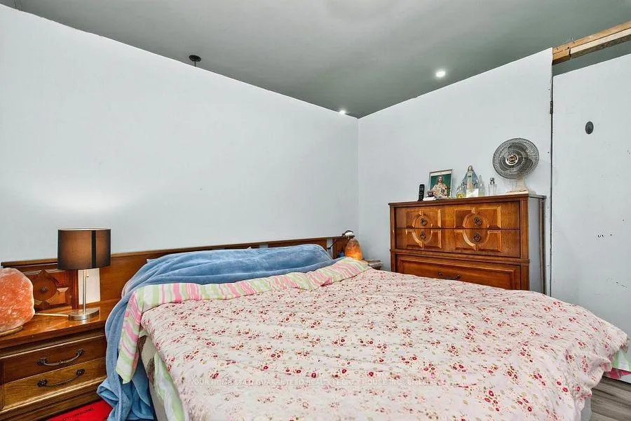 Photo 6 of 44 Brawton Drive, Caledon, Palgrave — HOMEH