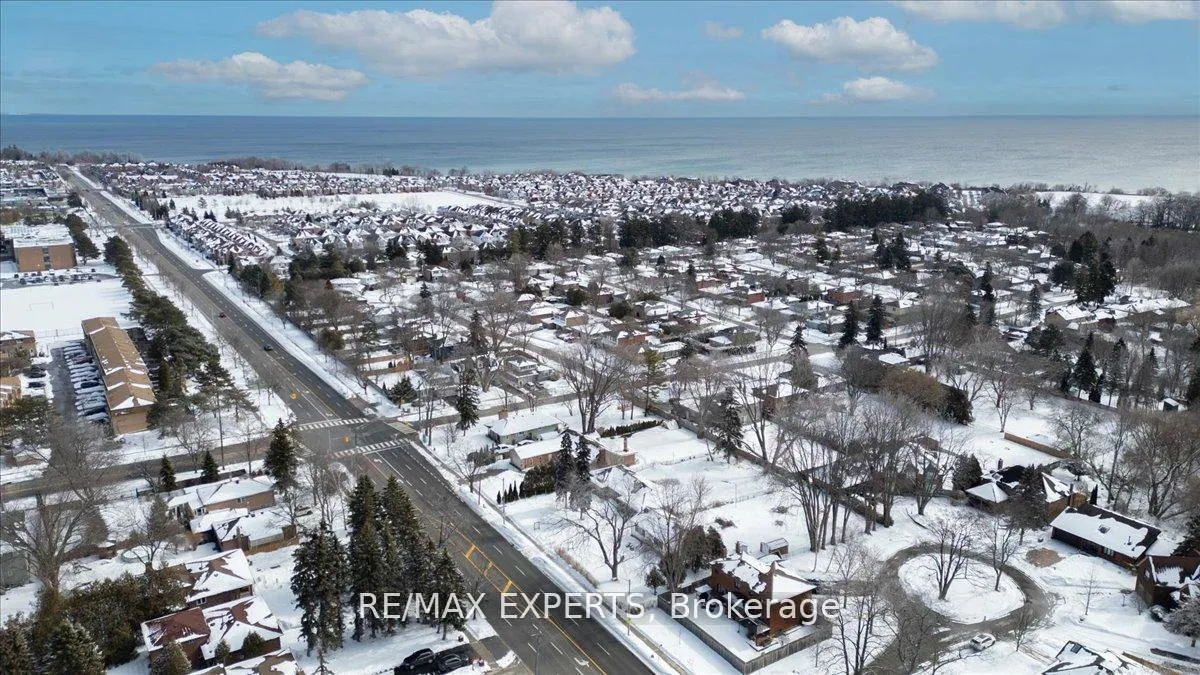 Photo 6 of 5323 Lawrence Avenue E, Scarborough, Centennial Scarborough — HOMEH