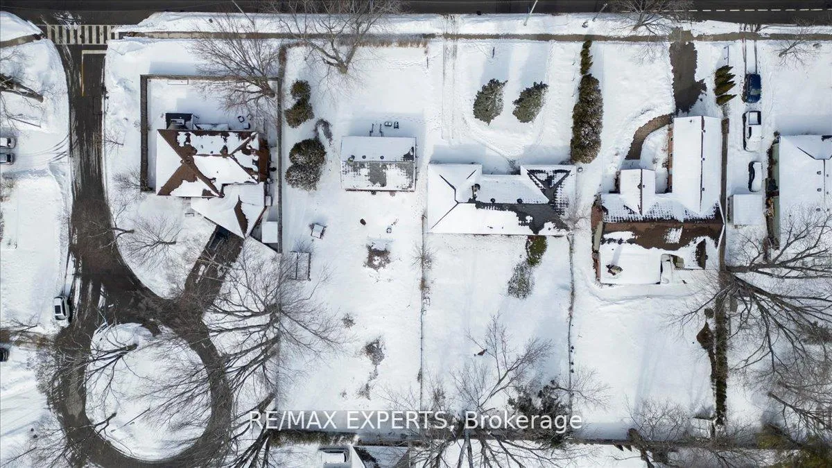 Photo 9 of 5323 Lawrence Avenue E, Scarborough, Centennial Scarborough — HOMEH