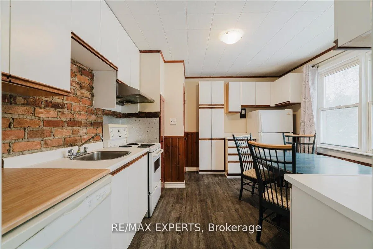 Photo 16 of 5323 Lawrence Avenue E, Scarborough, Centennial Scarborough — HOMEH