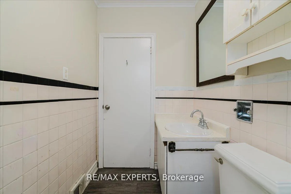 Photo 27 of 5323 Lawrence Avenue E, Scarborough, Centennial Scarborough — HOMEH