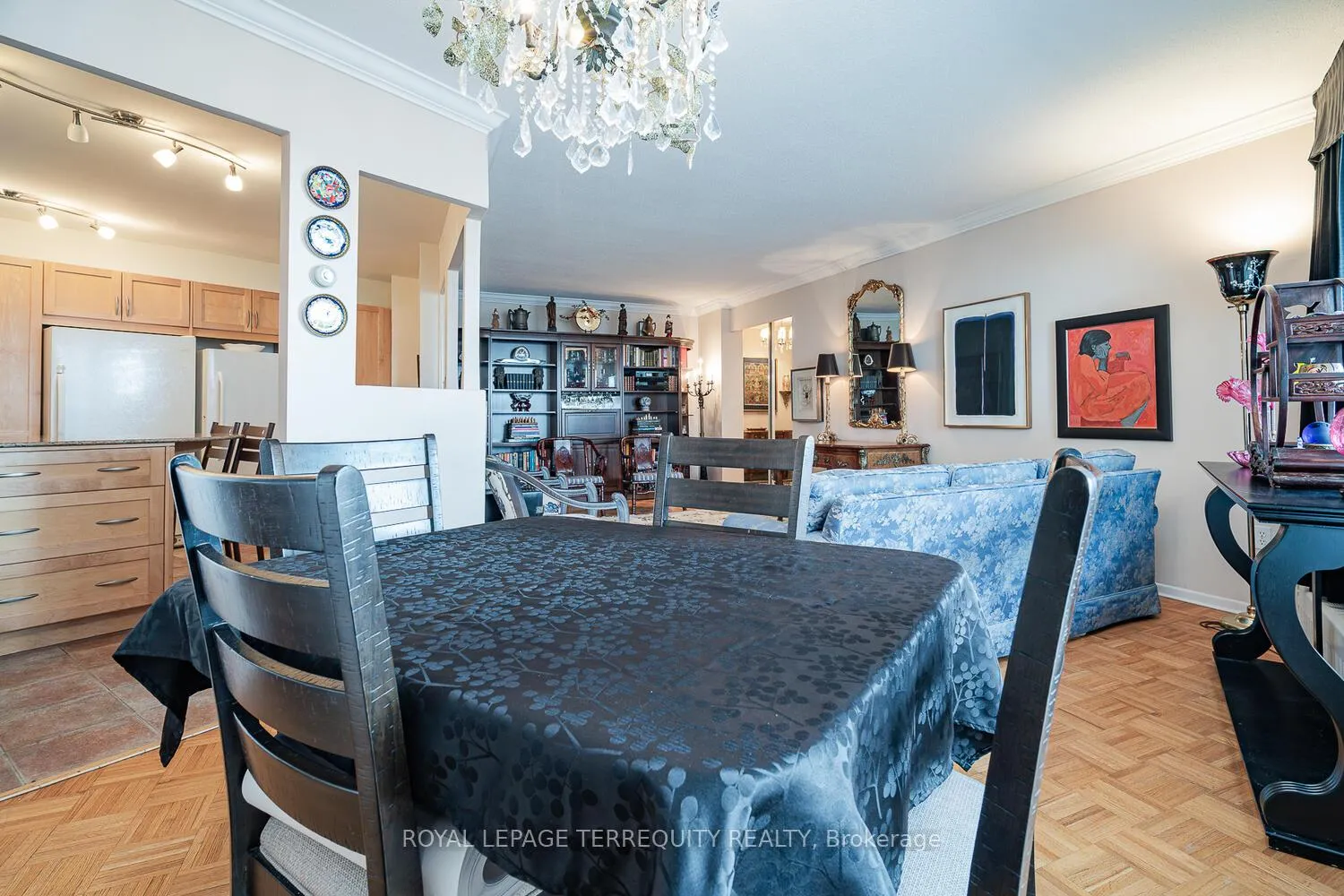 Photo 7 of Unit 710, 15 Vicora Link Way, Toronto, Flemingdon Park — HOMEH
