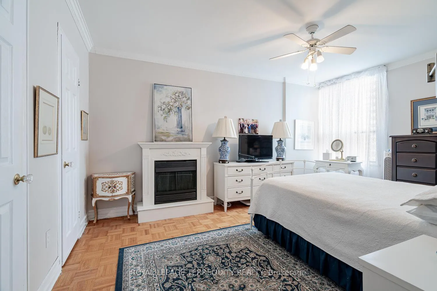 Photo 9 of Unit 710, 15 Vicora Link Way, Toronto, Flemingdon Park — HOMEH