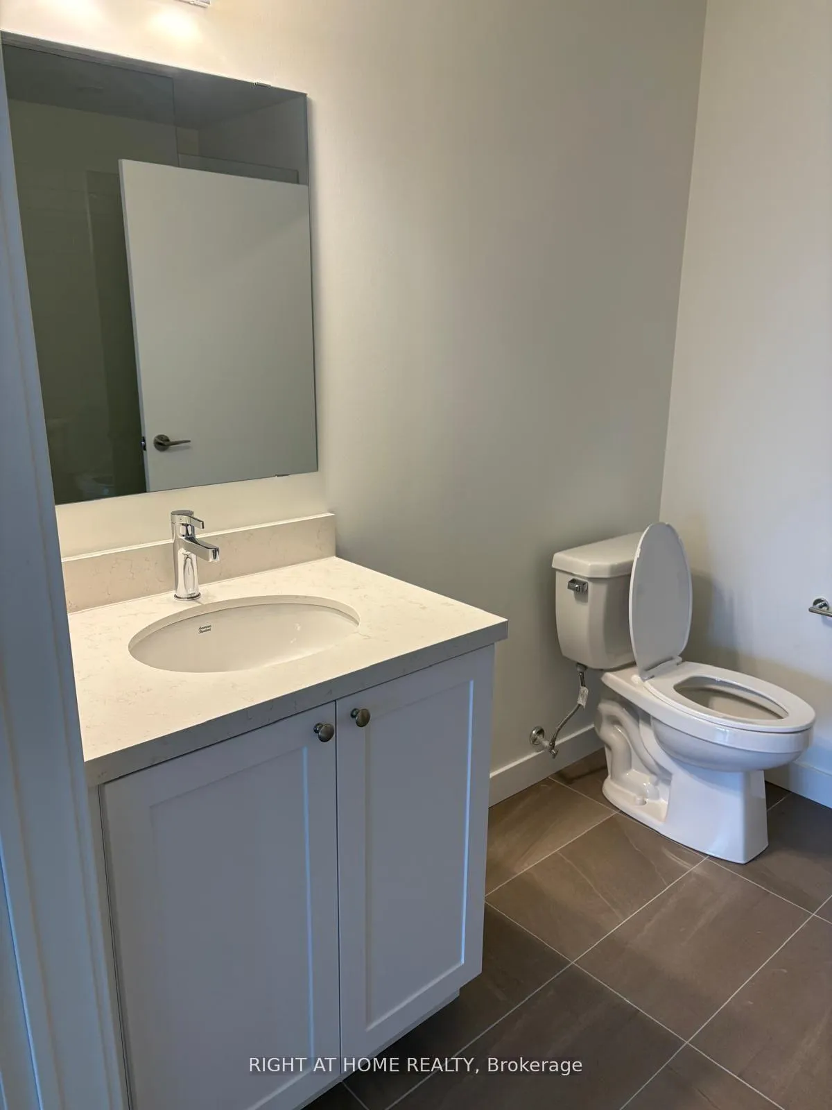 Photo 10 of Unit 419, 51 Clarington Boulevard, Clarington, Bowmanville — HOMEH
