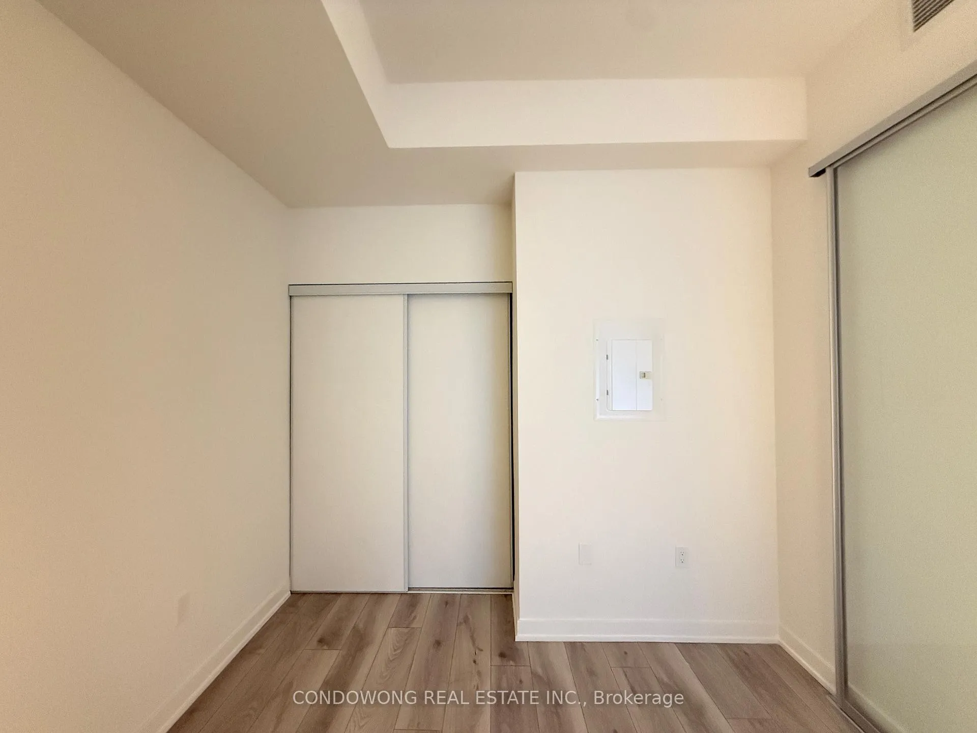 Photo 6 of Unit 208, 110 Broadway Avenue, Toronto, Mount Pleasant West — HOMEH