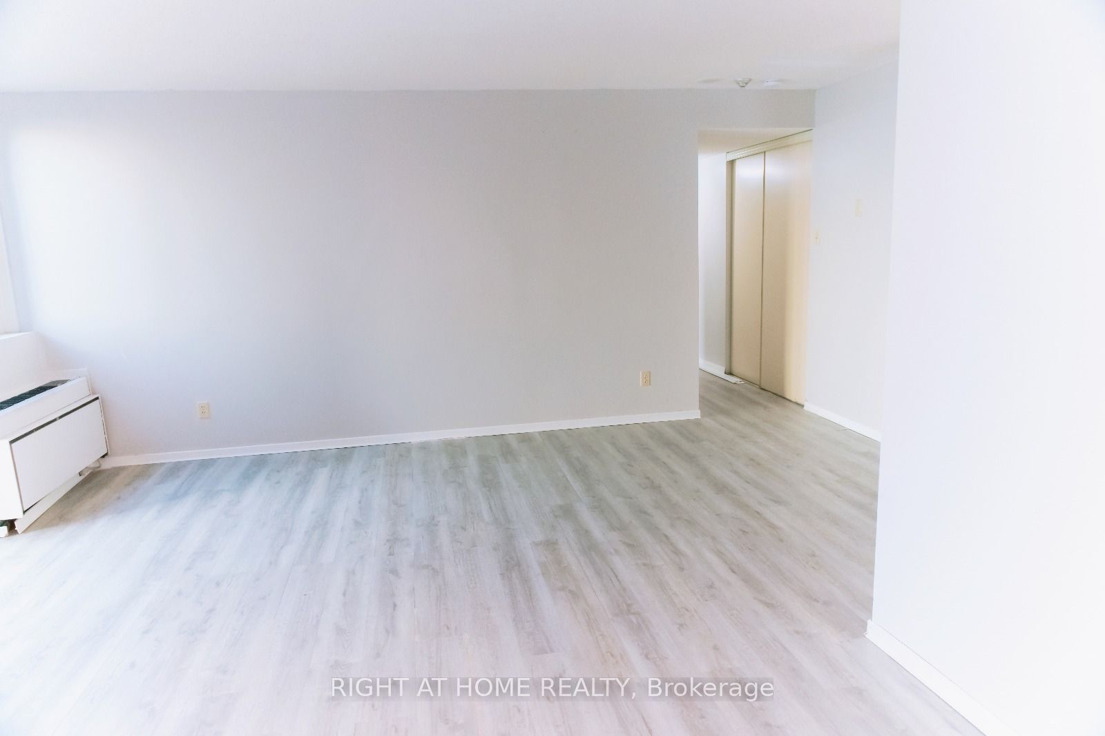 Photo 13 of Unit 1516, 2871 Richmond Road, Ottawa, Britannia Heights — HOMEH