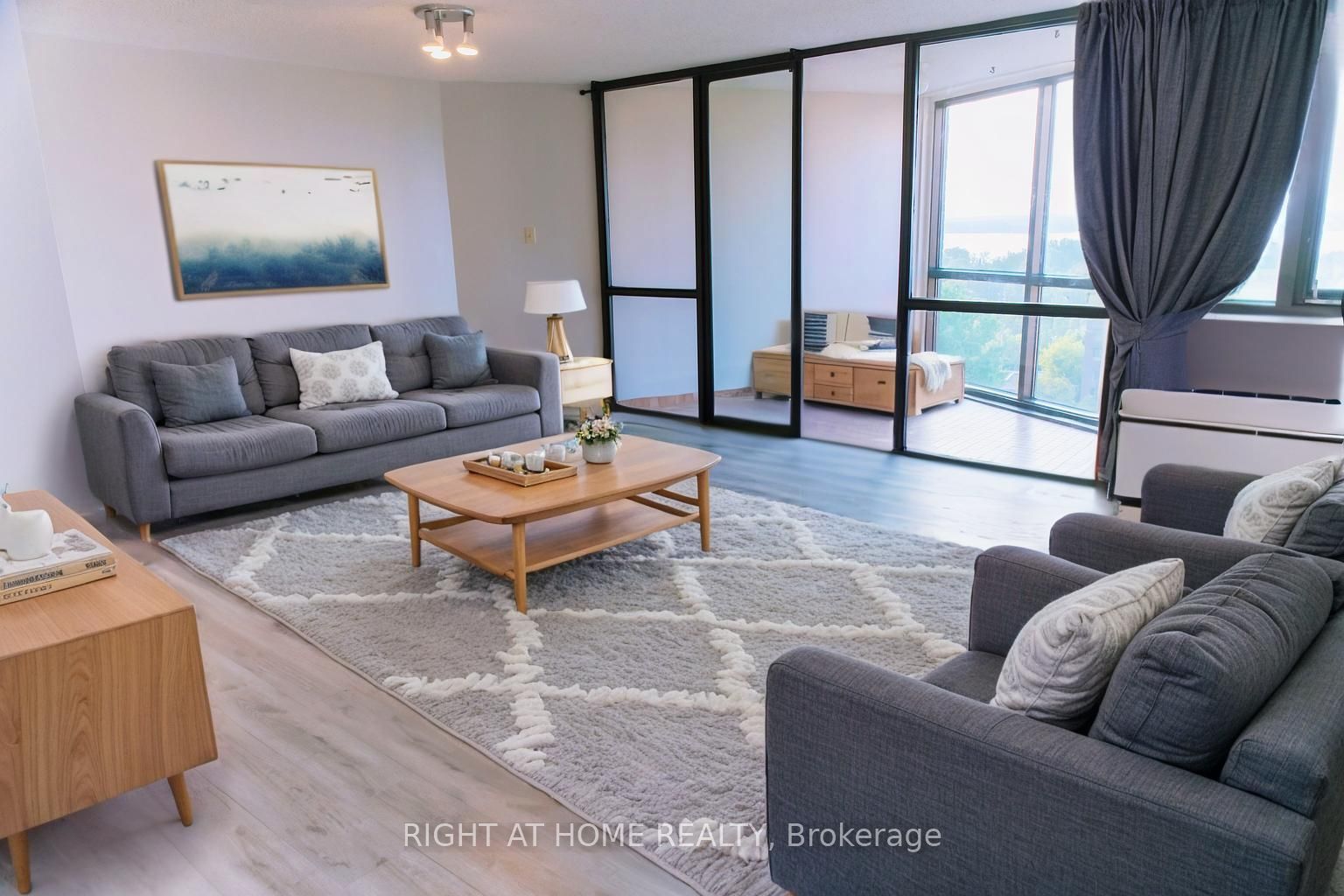 Photo 3 of Unit 1516, 2871 Richmond Road, Ottawa, Britannia Heights — HOMEH