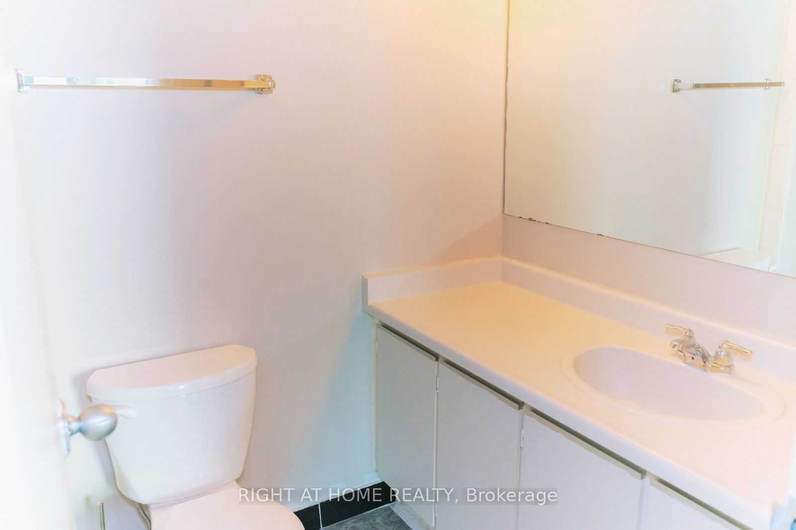 Photo 20 of Unit 1516, 2871 Richmond Road, Ottawa, Britannia Heights — HOMEH