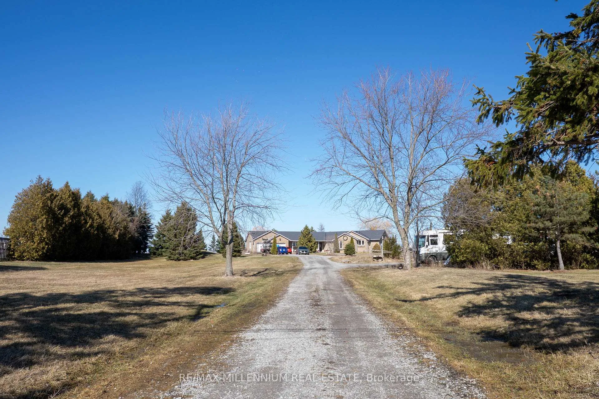Photo 1 of 1113 Ridge Road, Hamilton, Rural Stoney Creek — HOMEH