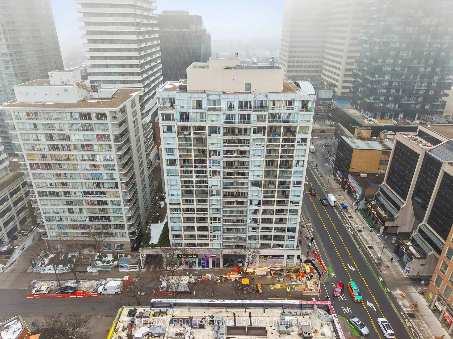 Photo 36 of Unit 608, 43 Eglinton Avenue E, Toronto, Mount Pleasant West — HOMEH
