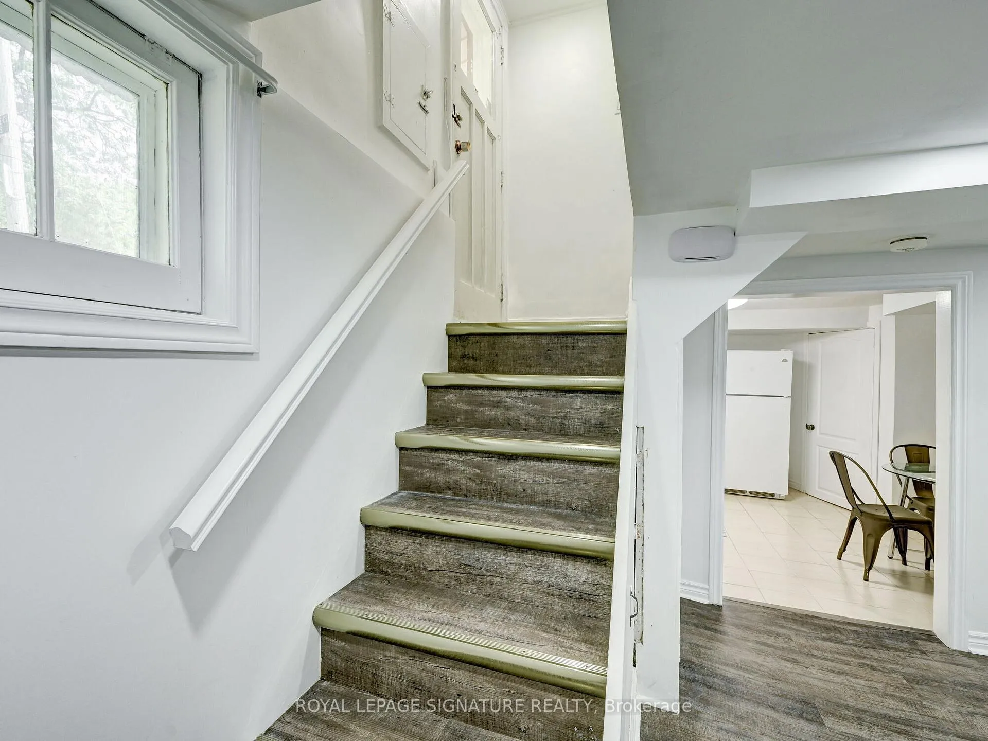 Photo 6 of Unit LL, 1 Worthington Crescent, Toronto, High Park-Swansea — HOMEH
