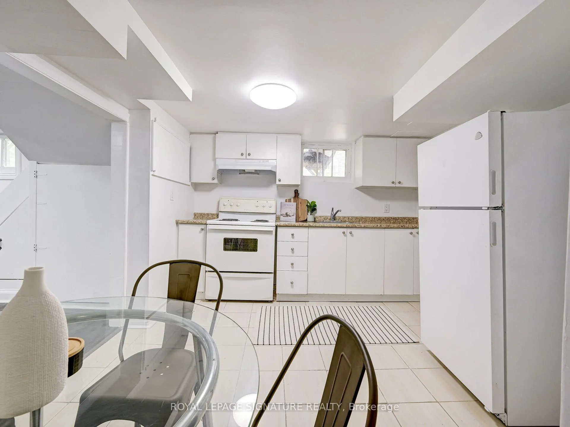 Photo 8 of Unit LL, 1 Worthington Crescent, Toronto, High Park-Swansea — HOMEH