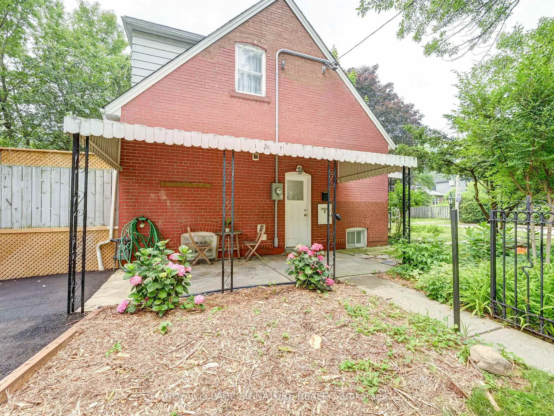 Photo 28 of Unit LL, 1 Worthington Crescent, Toronto, High Park-Swansea — HOMEH