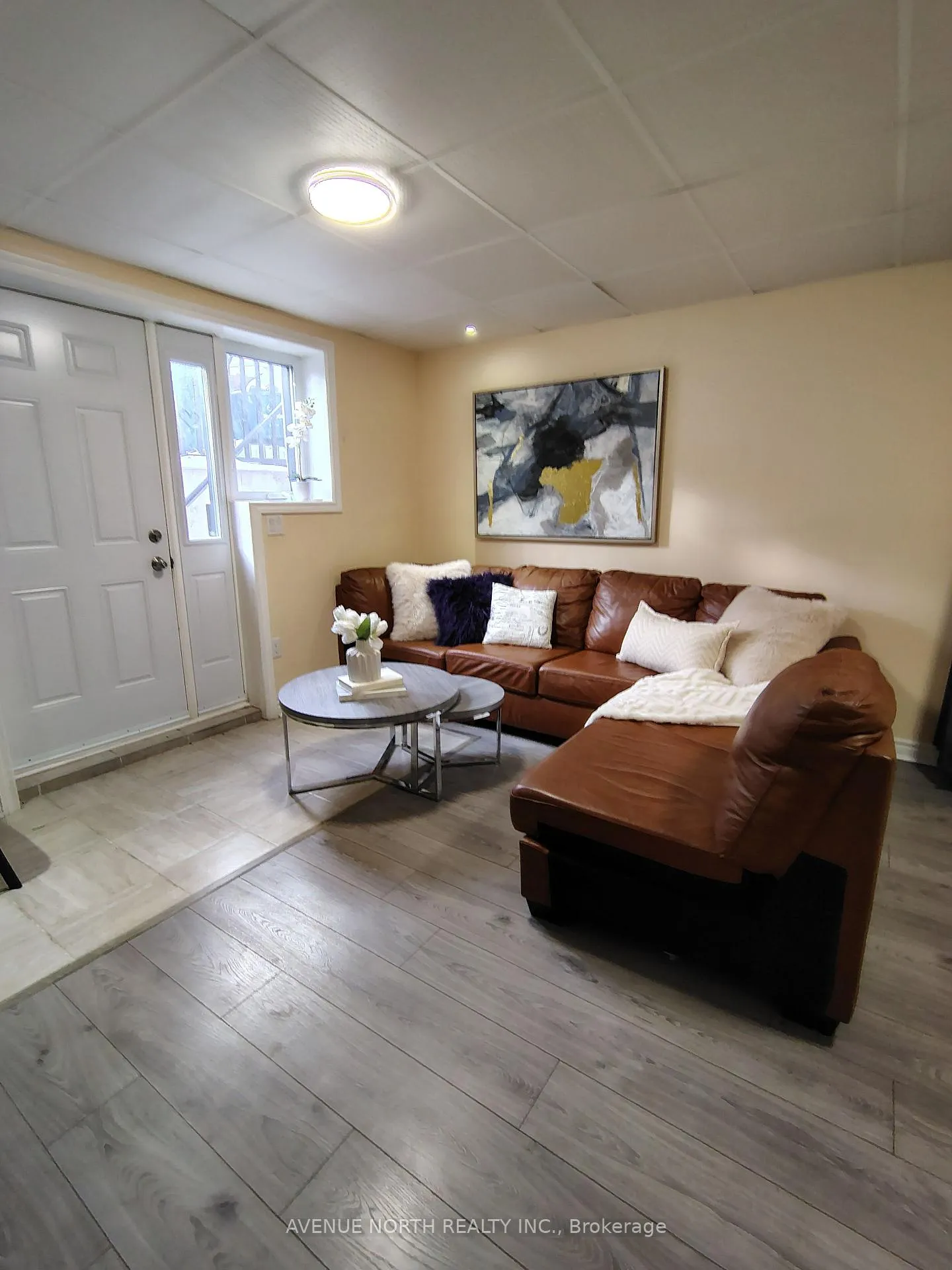 Photo 5 of Unit B, 339 Sugar Pine Crescent, Ottawa, Kanata - Bridlewood — HOMEH
