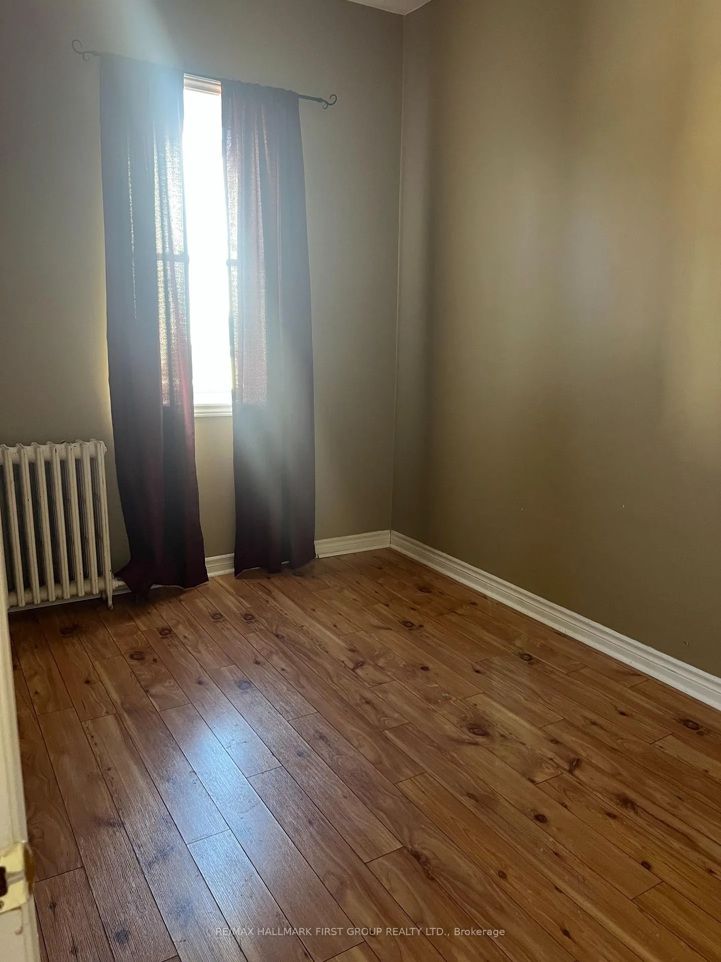 Photo 6 of Unit 6, 730 Simcoe Street S, Oshawa, Lakeview — HOMEH