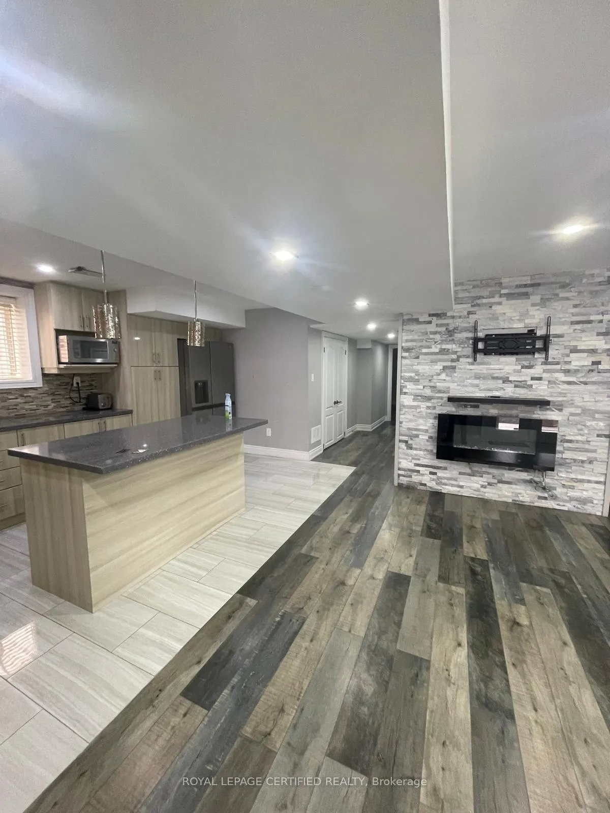 Photo 26 of 17 Fallowfield Road, Brampton, Credit Valley — HOMEH