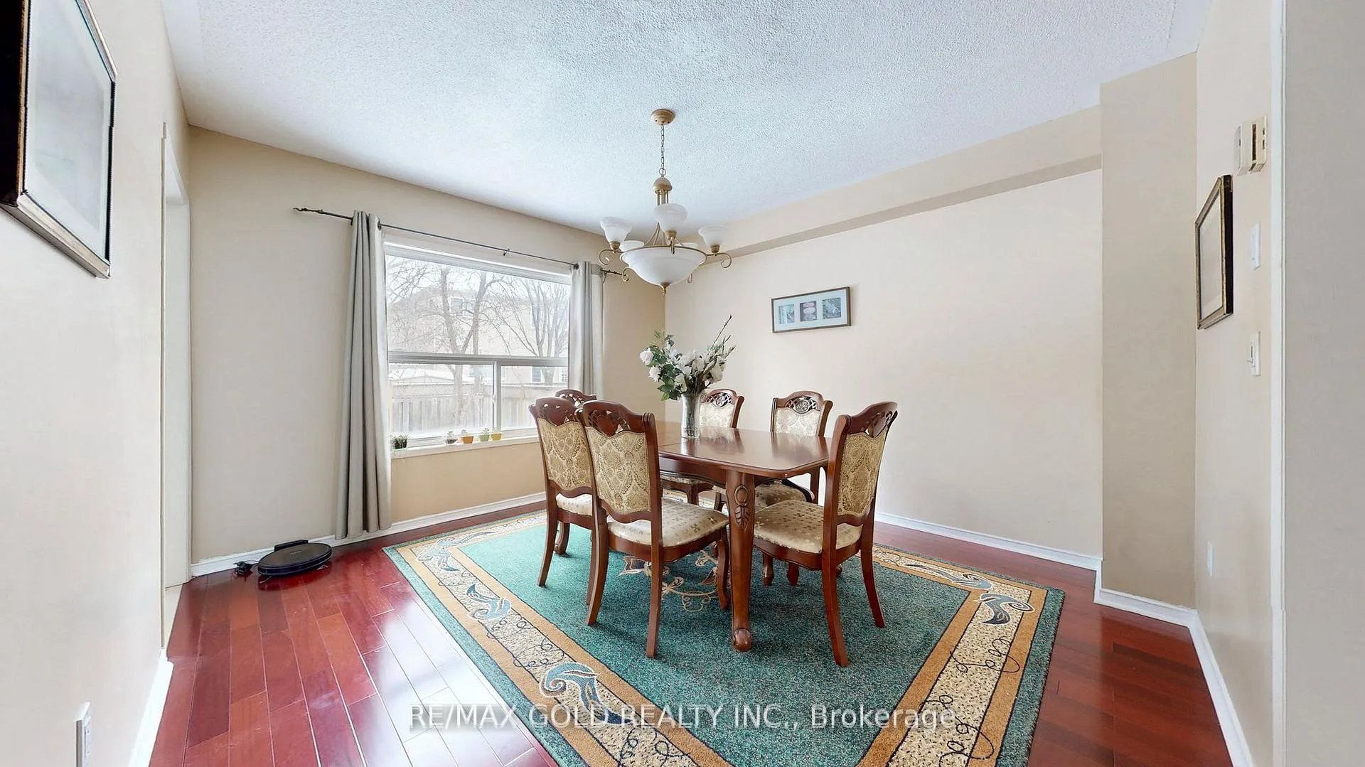Photo 10 of 5 Sir David Place, Brampton, Fletcher's Meadow — HOMEH