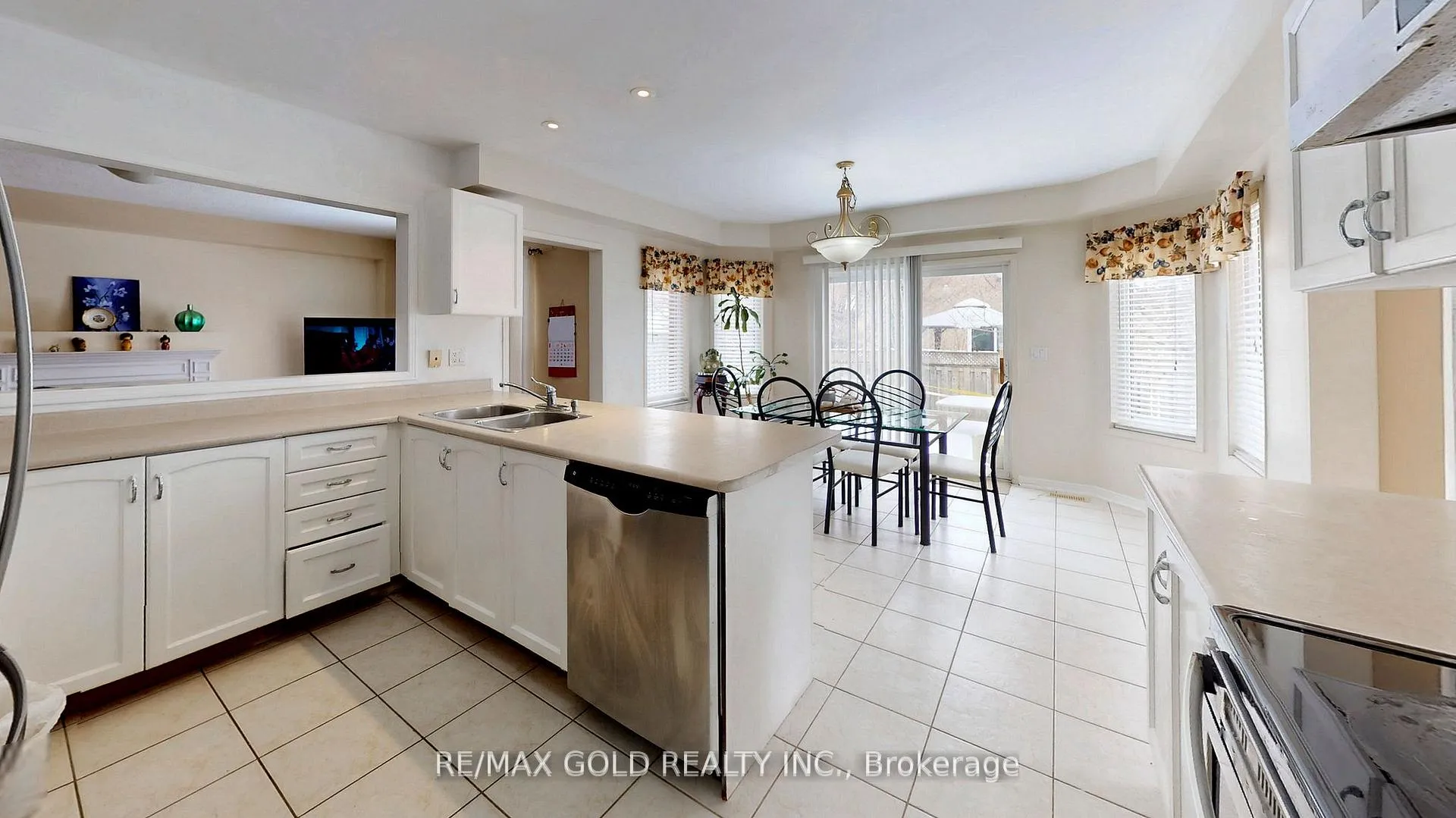 Photo 19 of 5 Sir David Place, Brampton, Fletcher's Meadow — HOMEH