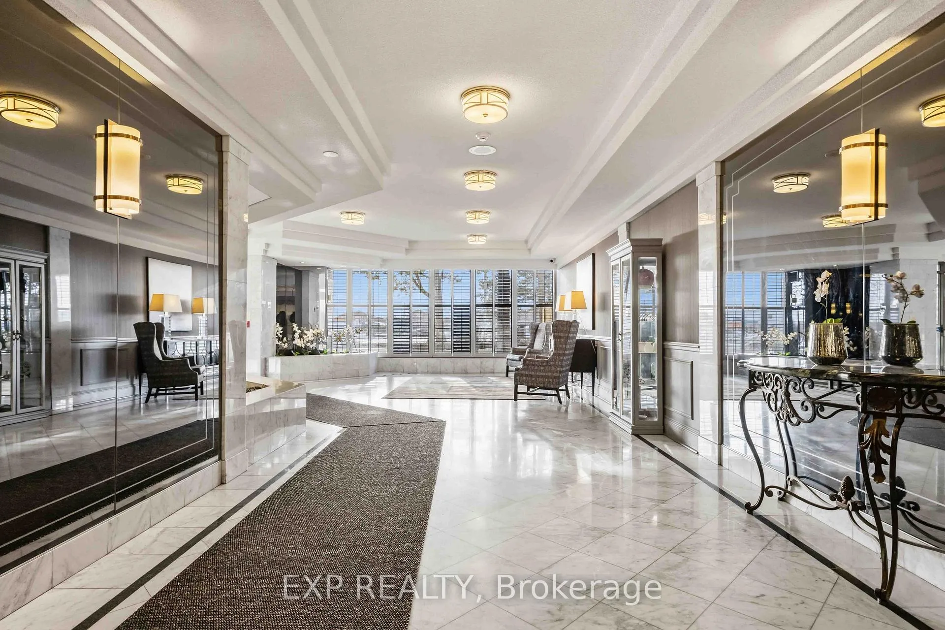 Front of Unit 884, 1 Greystone Walk Drive