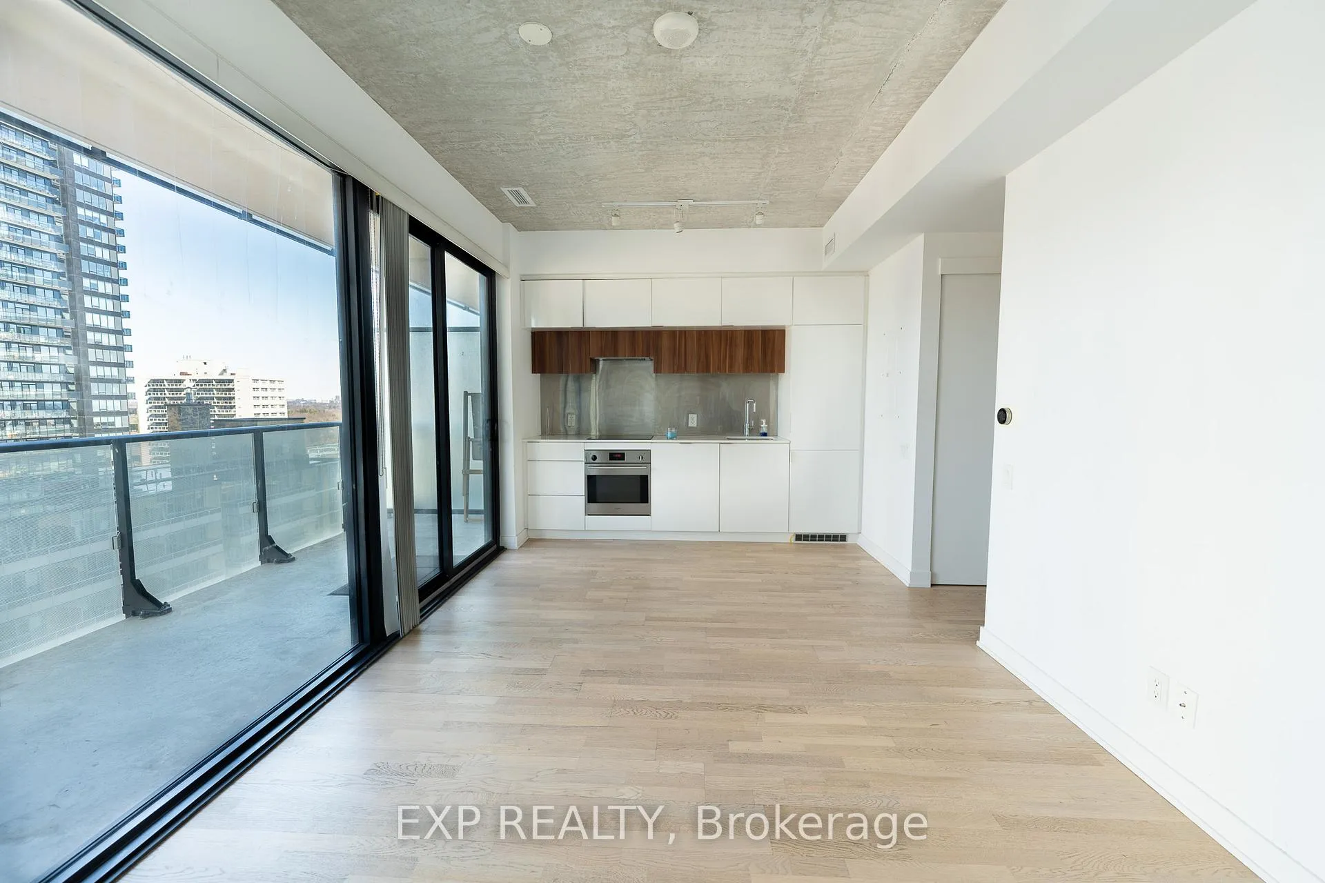 Photo 1 of Unit 1204, 185 Roehampton Avenue, Toronto, Mount Pleasant West — HOMEH
