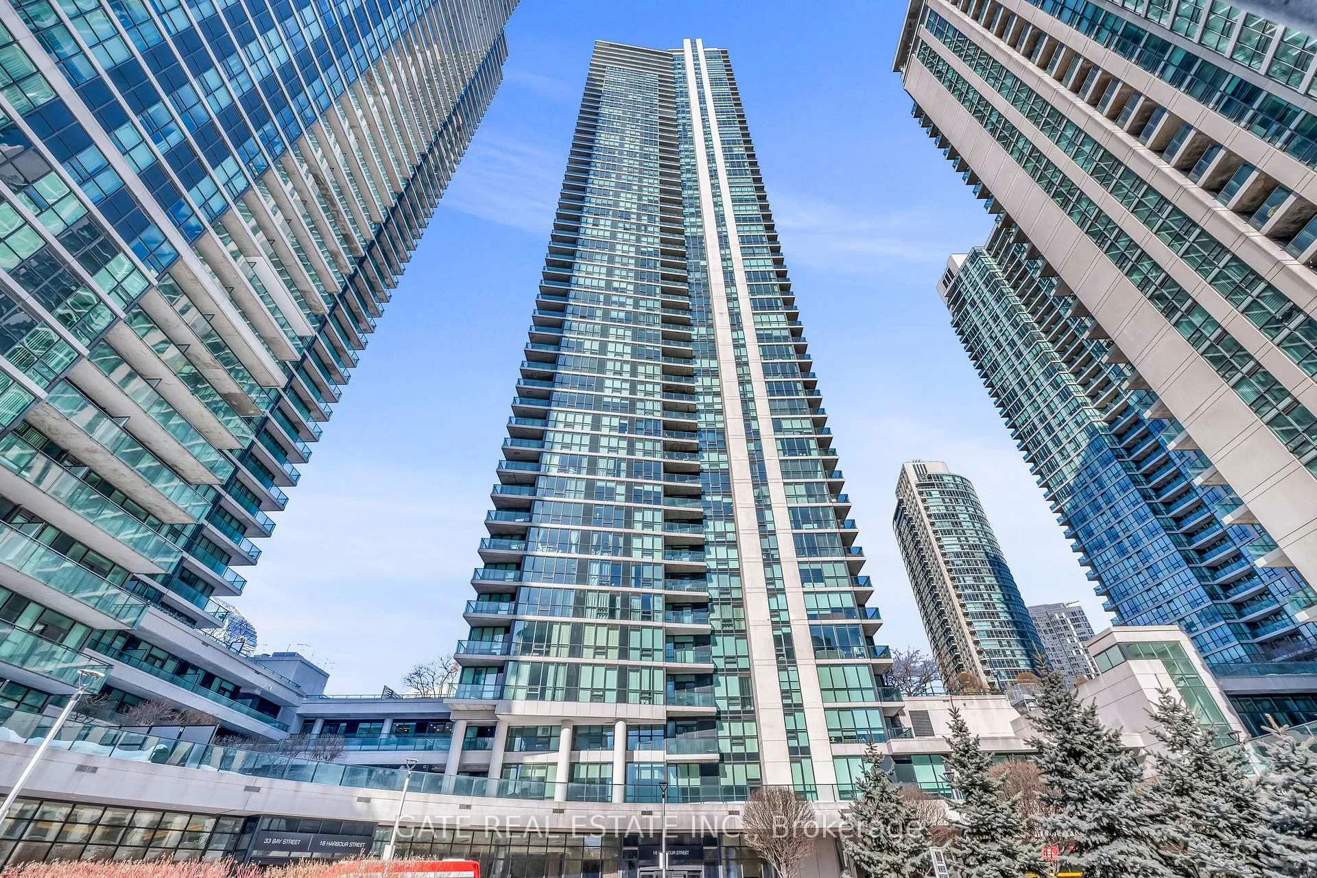 Photo 2 of Unit 1809, 18 Harbour Street, Toronto, Waterfront Communities — HOMEH