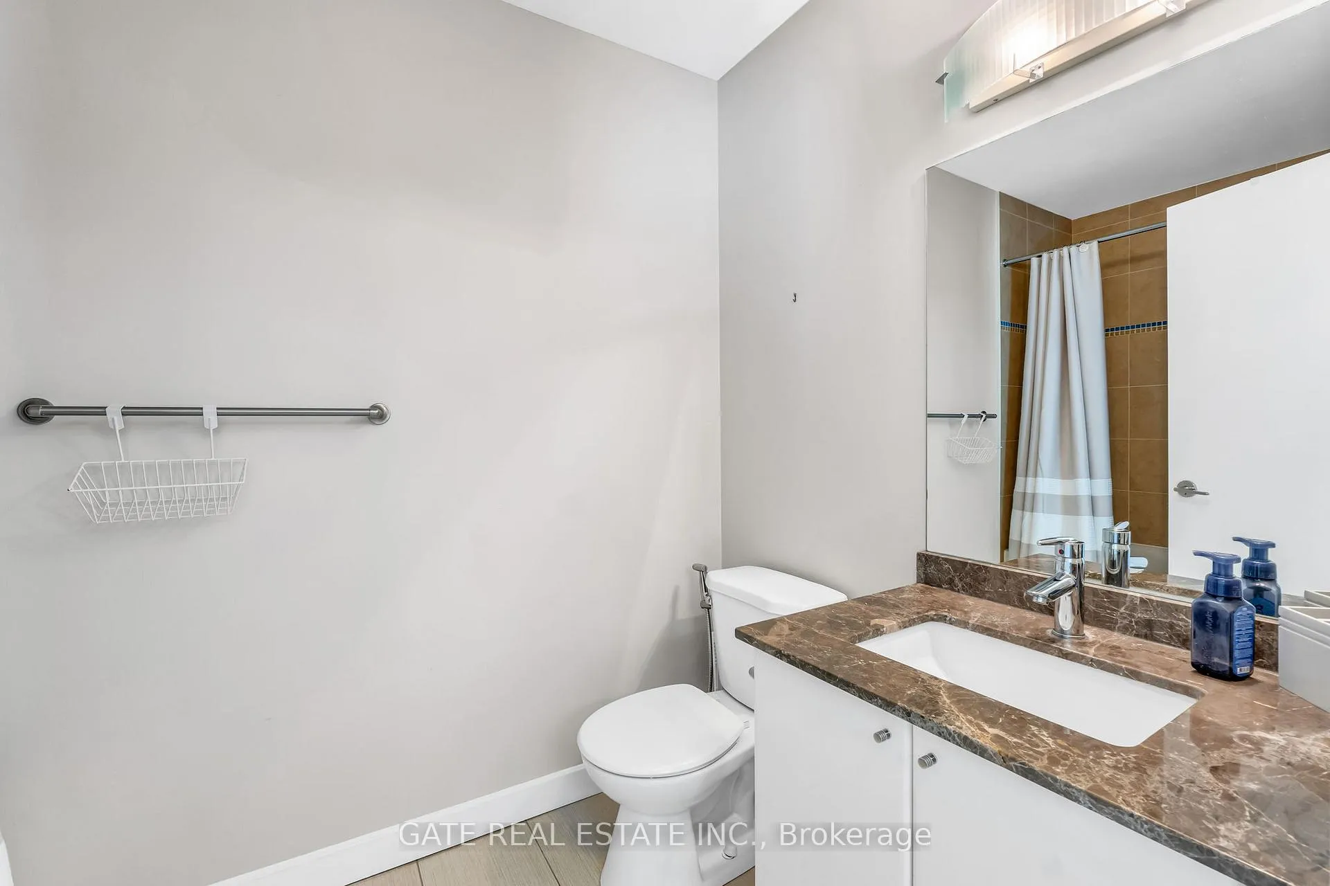 Photo 11 of Unit 1809, 18 Harbour Street, Toronto, Waterfront Communities — HOMEH