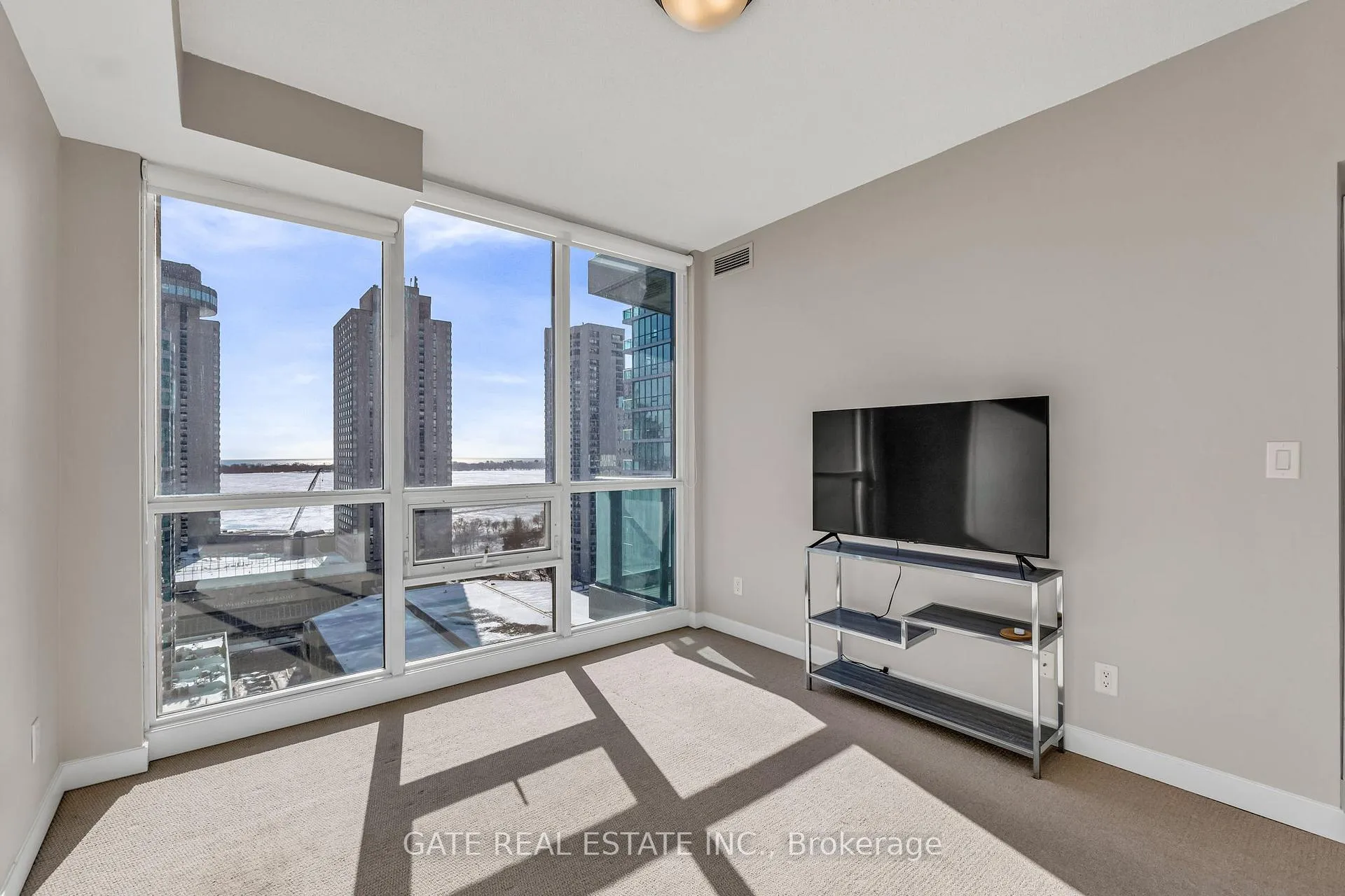 Photo 24 of Unit 1809, 18 Harbour Street, Toronto, Waterfront Communities — HOMEH
