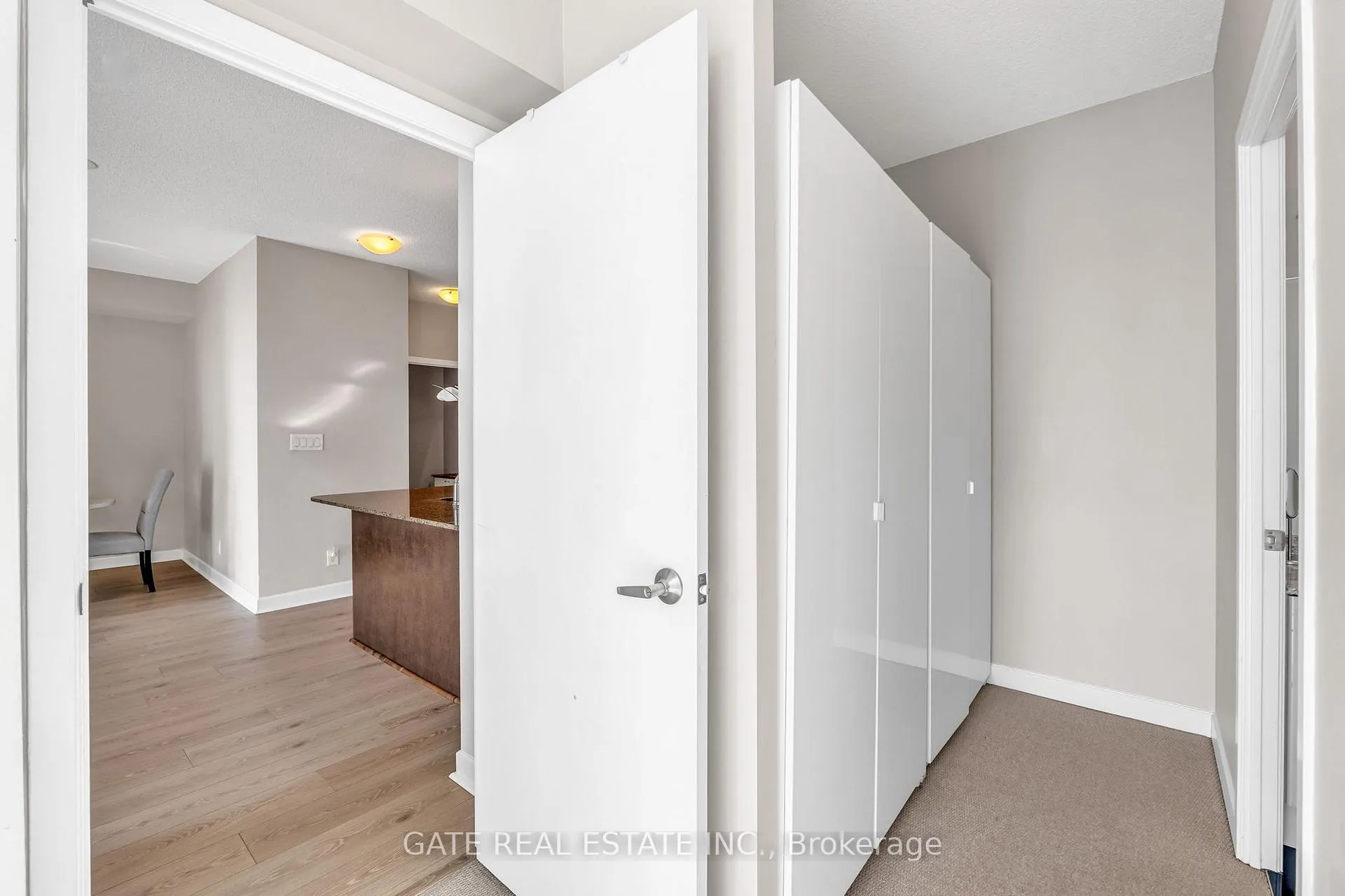 Photo 26 of Unit 1809, 18 Harbour Street, Toronto, Waterfront Communities — HOMEH