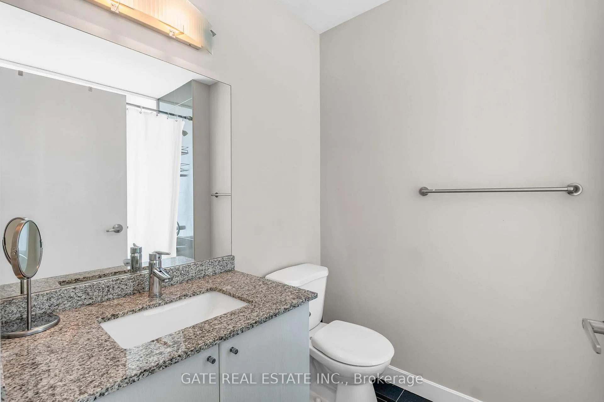 Photo 27 of Unit 1809, 18 Harbour Street, Toronto, Waterfront Communities — HOMEH