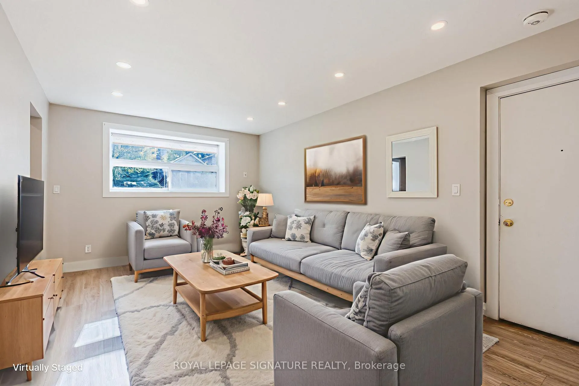 Photo 2 of Unit 1, 1 Hassard Avenue, Toronto, East York — HOMEH