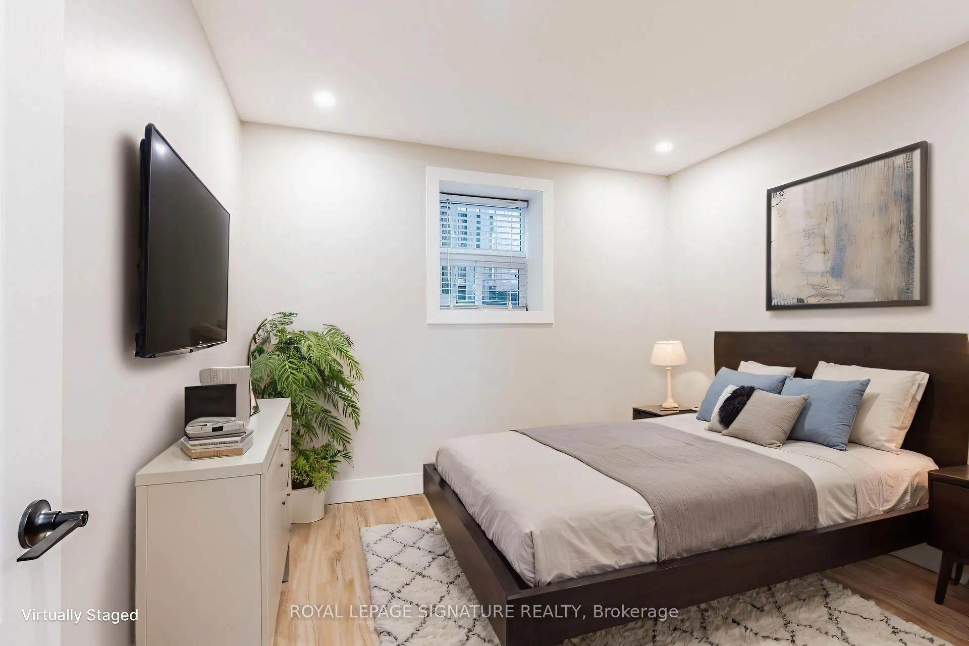 Photo 5 of Unit 1, 1 Hassard Avenue, Toronto, East York — HOMEH