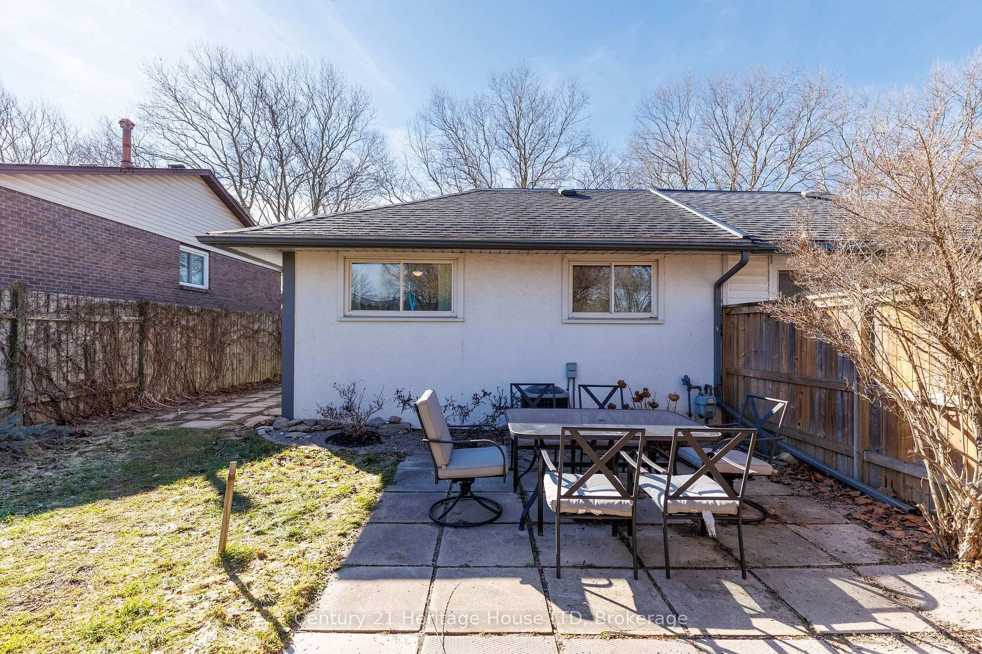 Photo 39 of 6937 Dolphin Street, Niagara Falls, Morrison — HOMEH