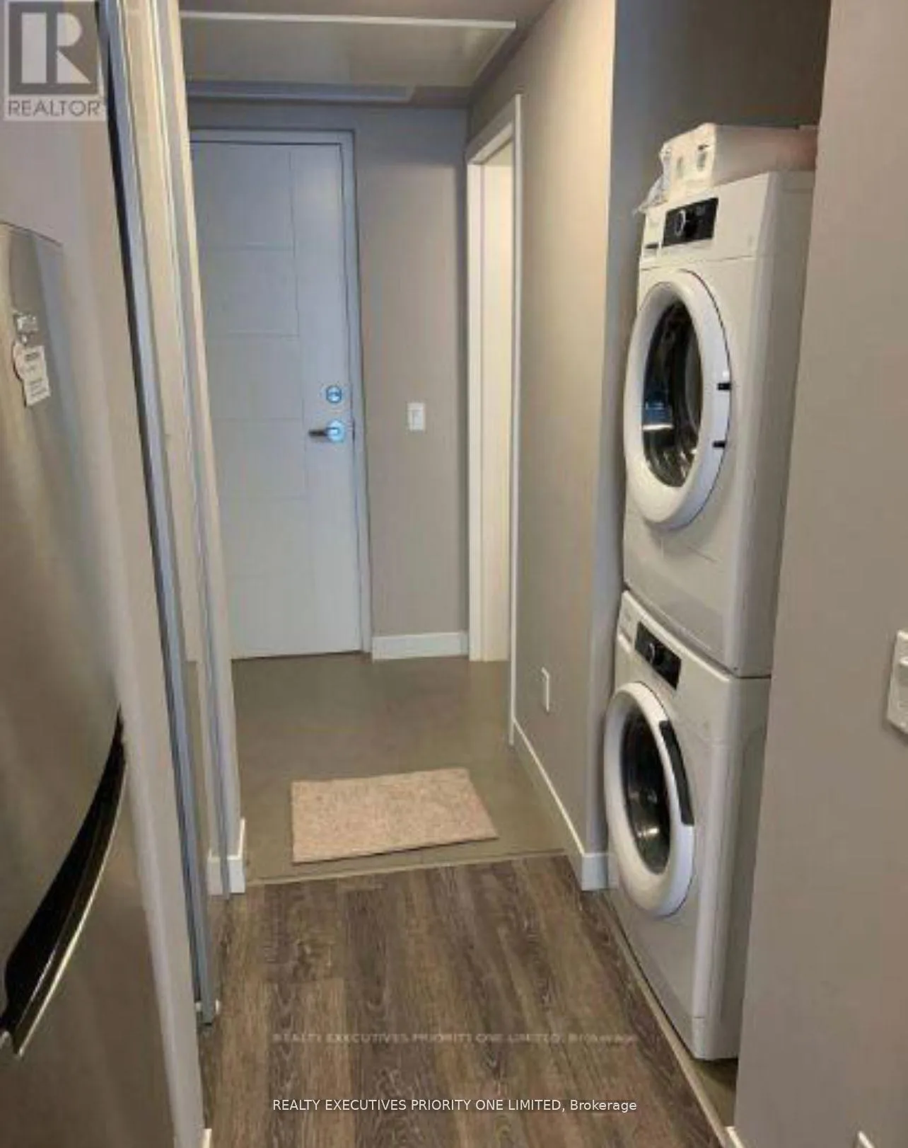 Photo 5 of Unit 628, 308 Lester Street, Waterloo, Beechwood/University — HOMEH