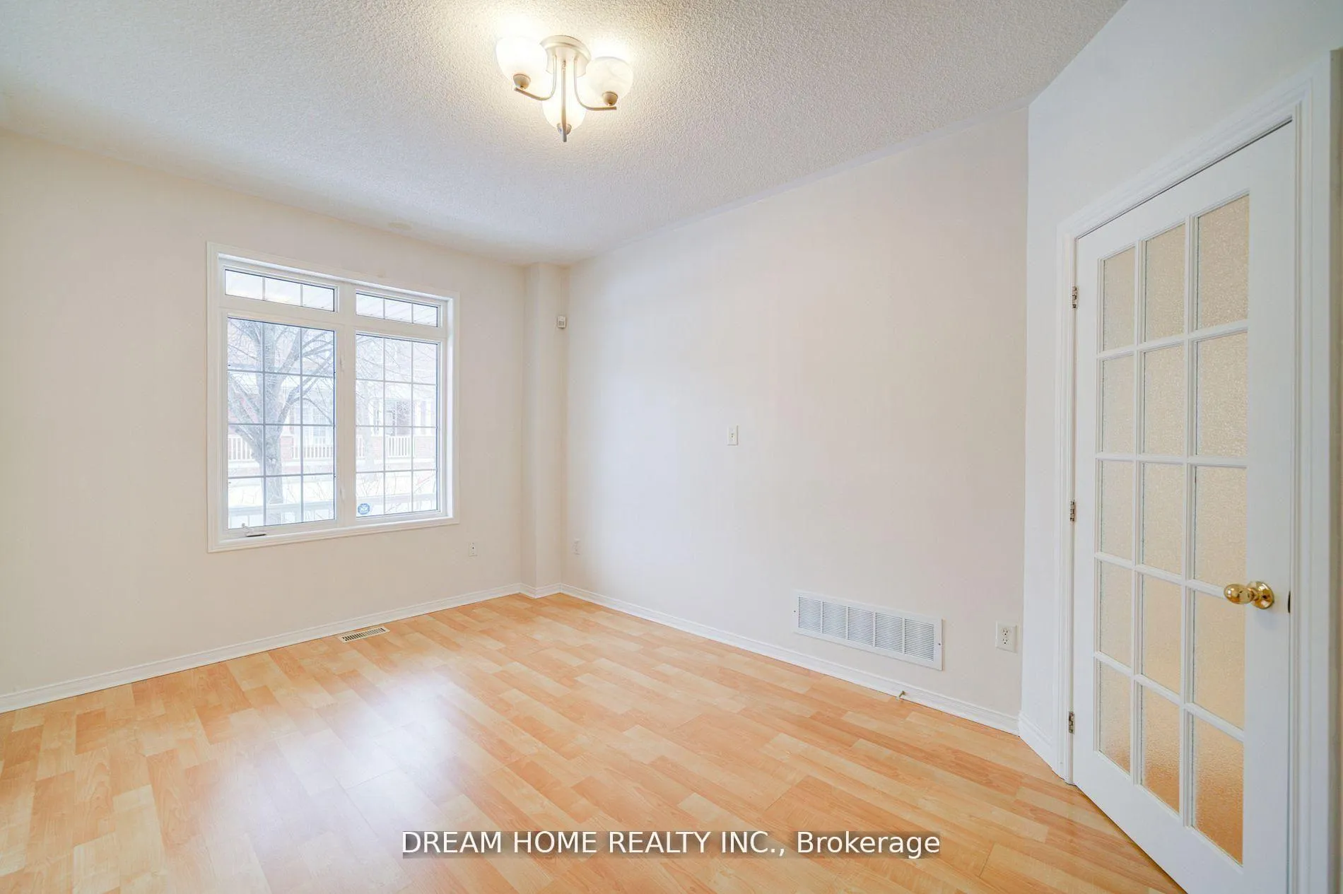 Photo 4 of 69 Omega Street, Markham, Wismer — HOMEH