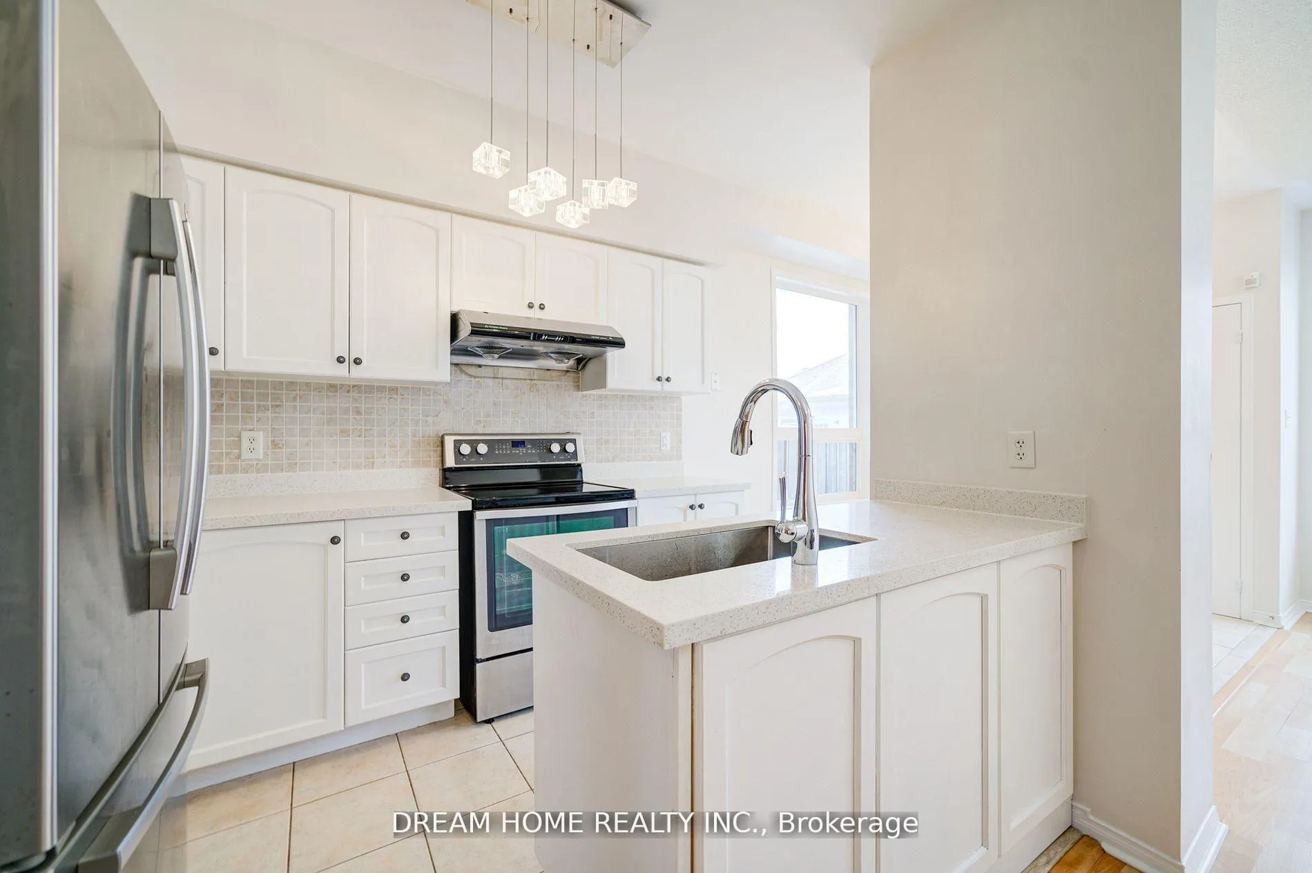 Photo 9 of 69 Omega Street, Markham, Wismer — HOMEH