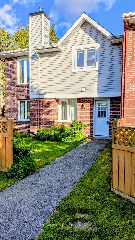 Front of Unit F1, 95 Findlay Avenue