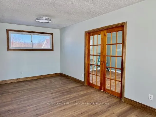 Photo 7 of 989 Casey Road, Belleville, Thurlow Ward — HOMEH