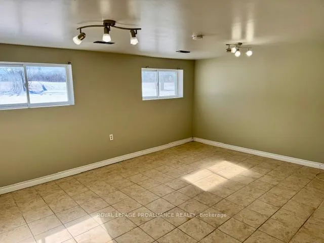 Photo 19 of 989 Casey Road, Belleville, Thurlow Ward — HOMEH