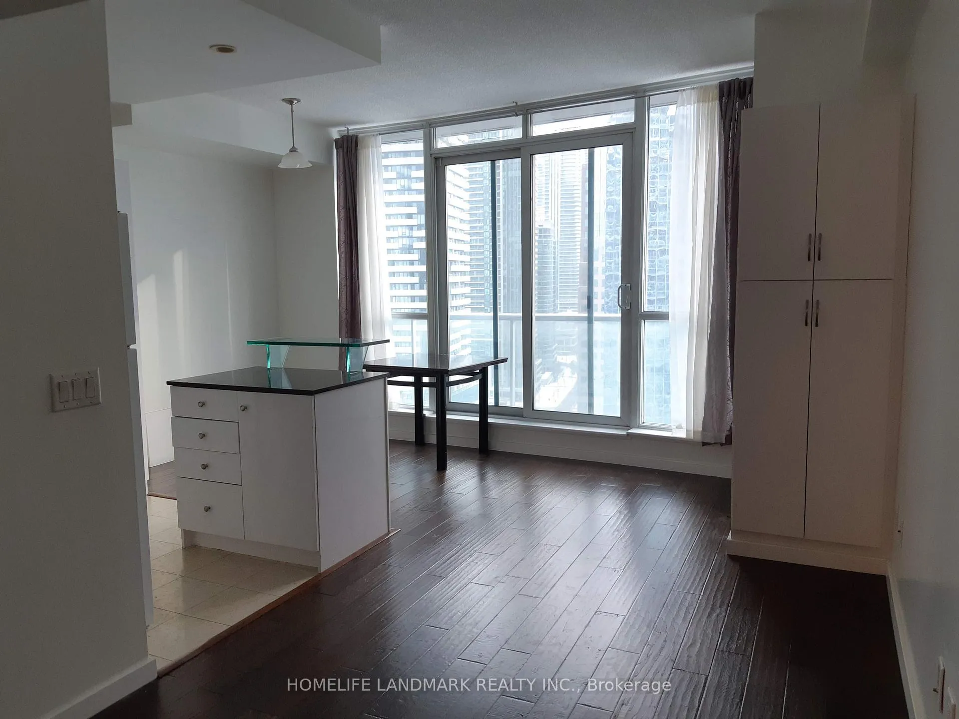 Photo 1 of Unit 2204, 8 York Street, Toronto, Waterfront Communities — HOMEH