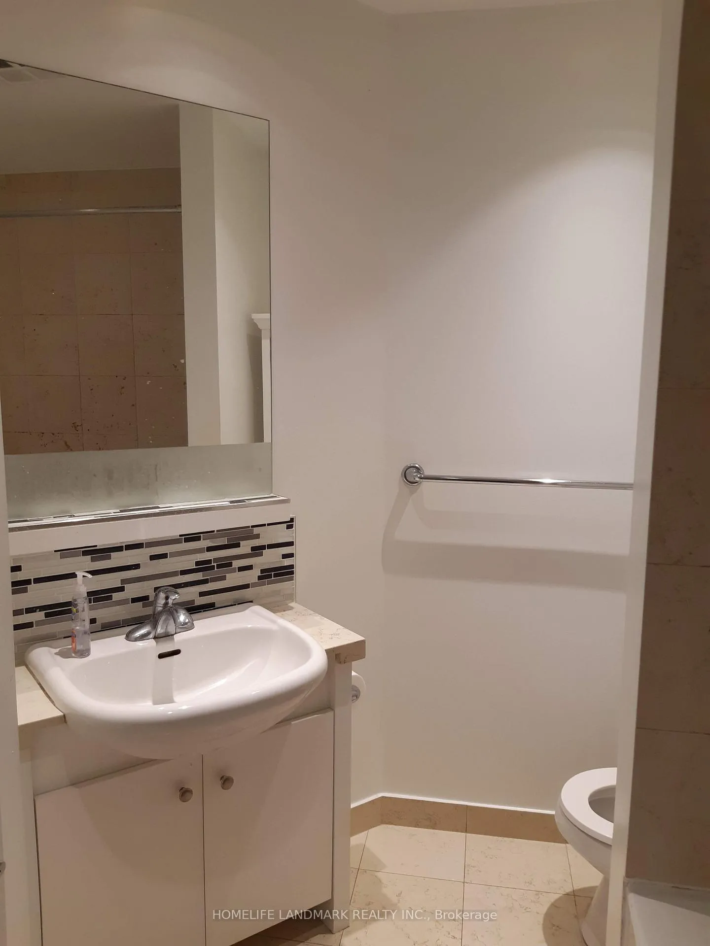Photo 11 of Unit 2204, 8 York Street, Toronto, Waterfront Communities — HOMEH