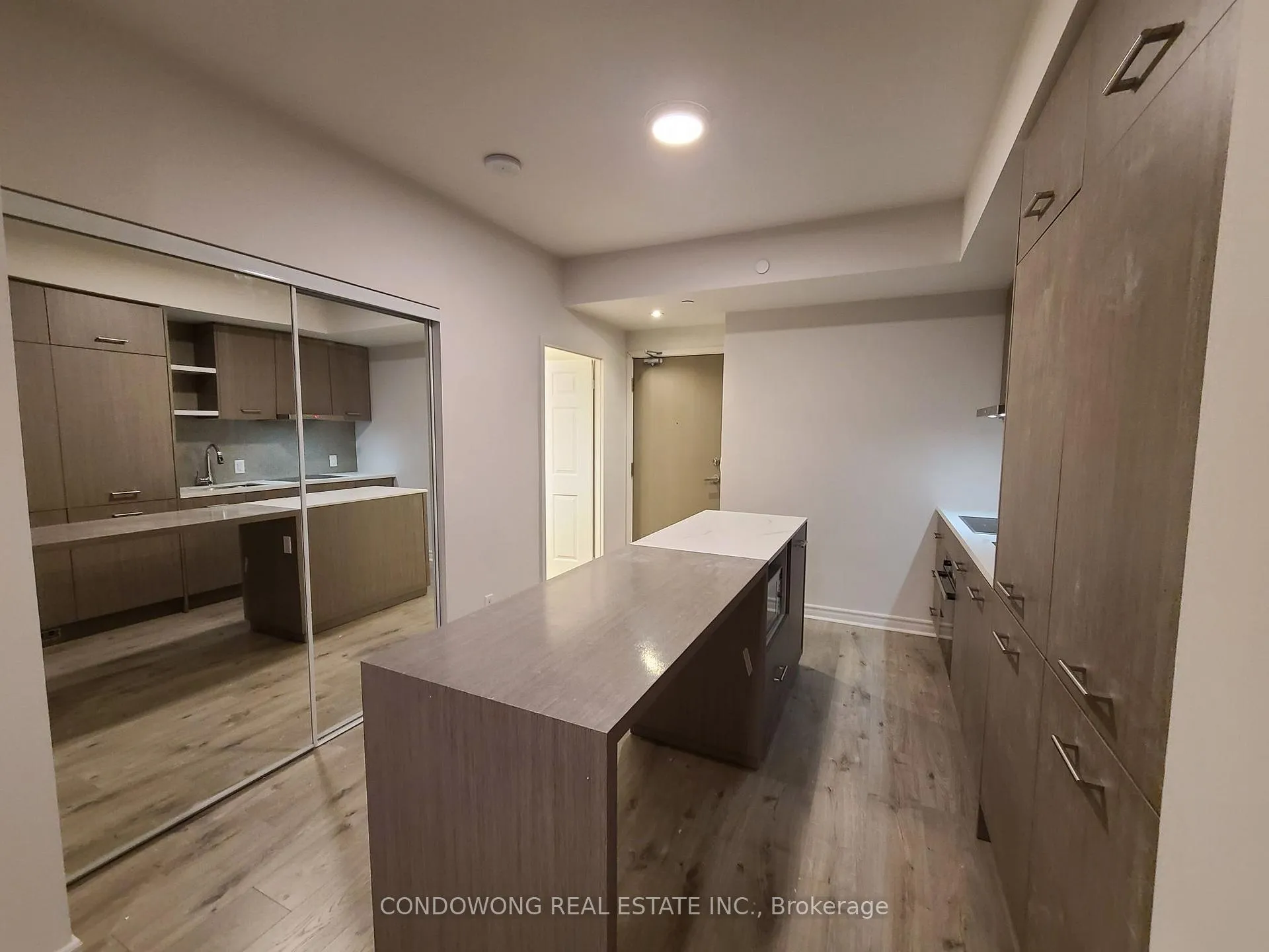 Photo 3 of Unit 7109, 88 Harbour Street, Toronto, Waterfront Communities — HOMEH
