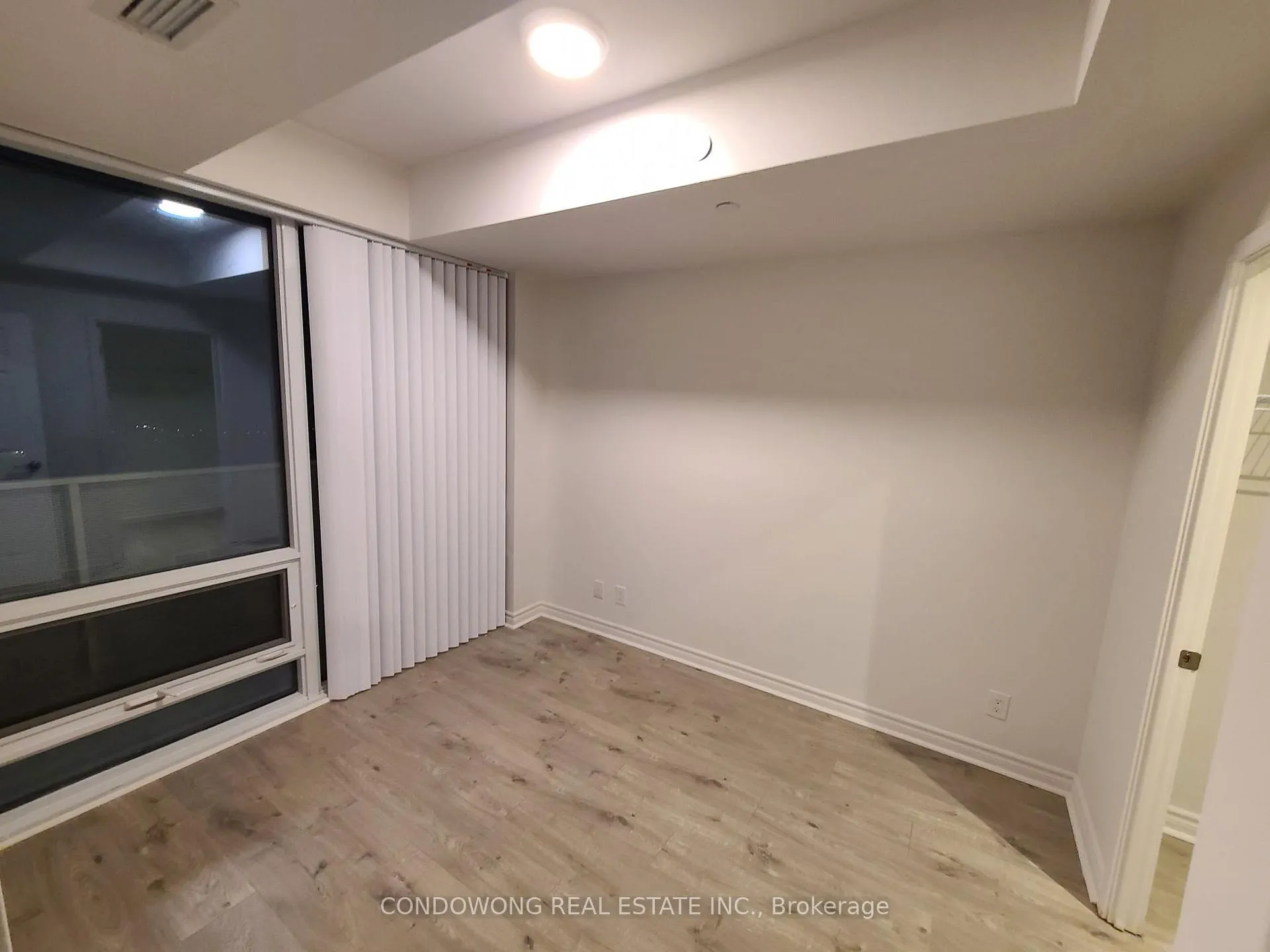 Photo 8 of Unit 7109, 88 Harbour Street, Toronto, Waterfront Communities — HOMEH