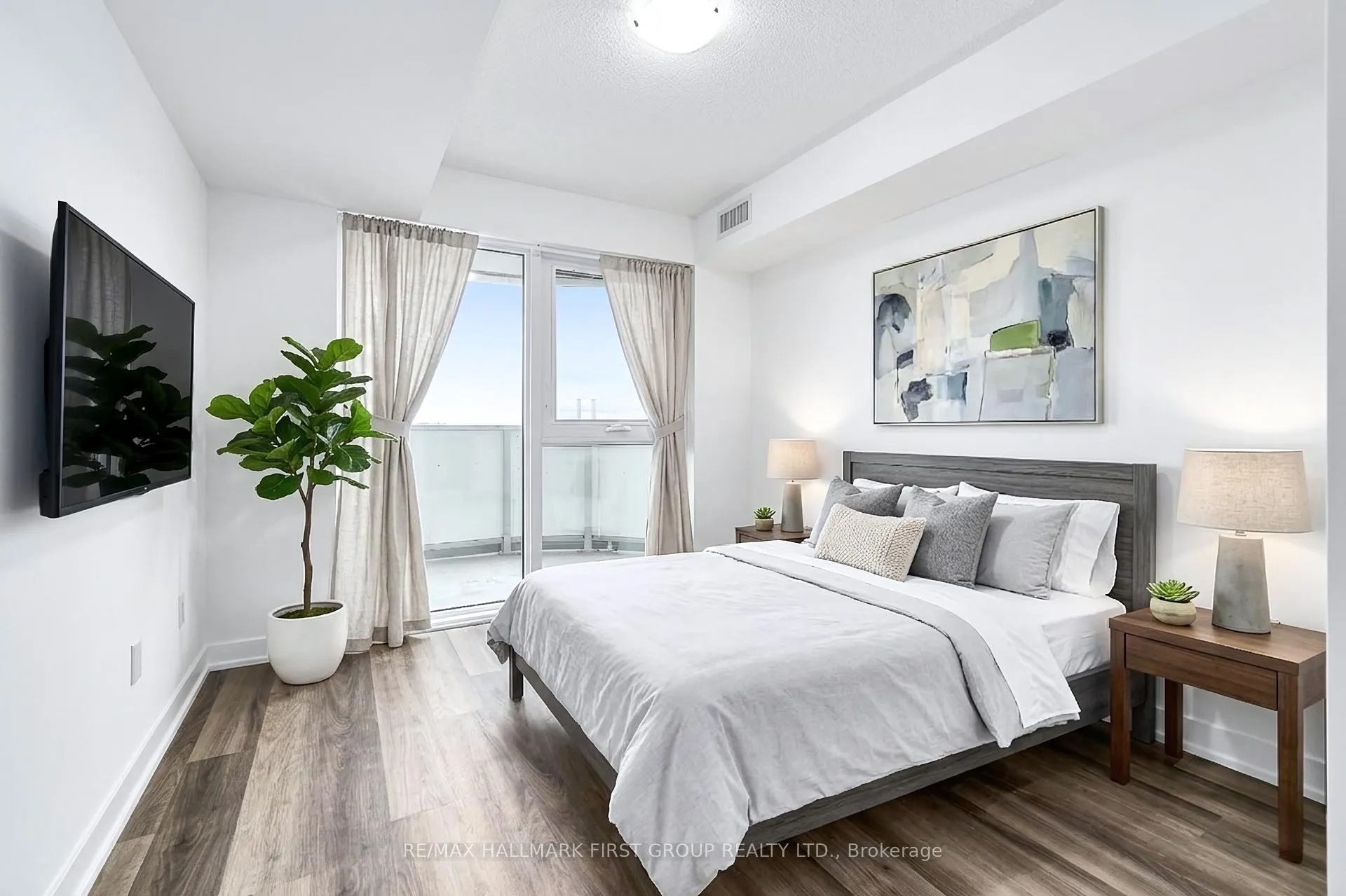 Photo 11 of Unit 604, 1010 Sandy Beach Road, Pickering, Bay Ridges — HOMEH