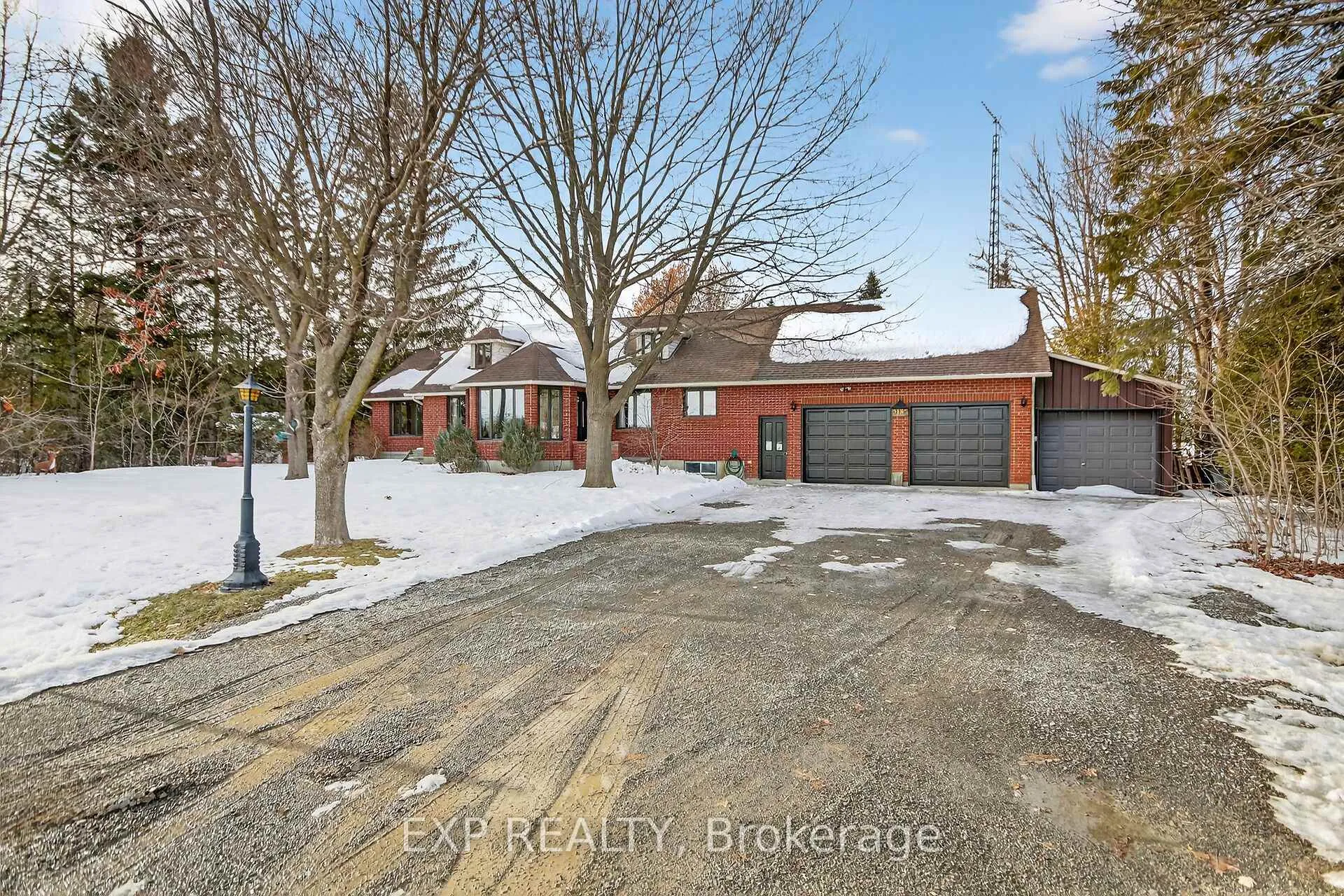 Photo 2 of 9185 Ray Wilson Road, Ottawa, Osgoode Twp (East) (Incl Kenmore) — HOMEH