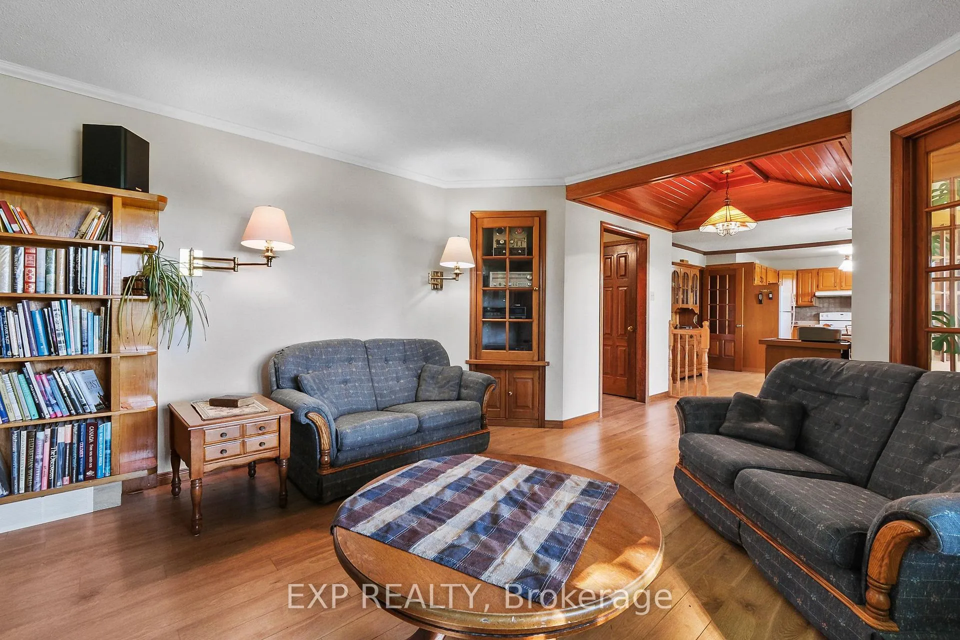 Photo 6 of 9185 Ray Wilson Road, Ottawa, Osgoode Twp (East) (Incl Kenmore) — HOMEH