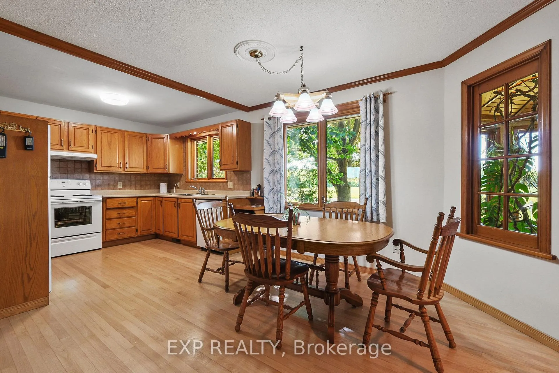 Photo 7 of 9185 Ray Wilson Road, Ottawa, Osgoode Twp (East) (Incl Kenmore) — HOMEH