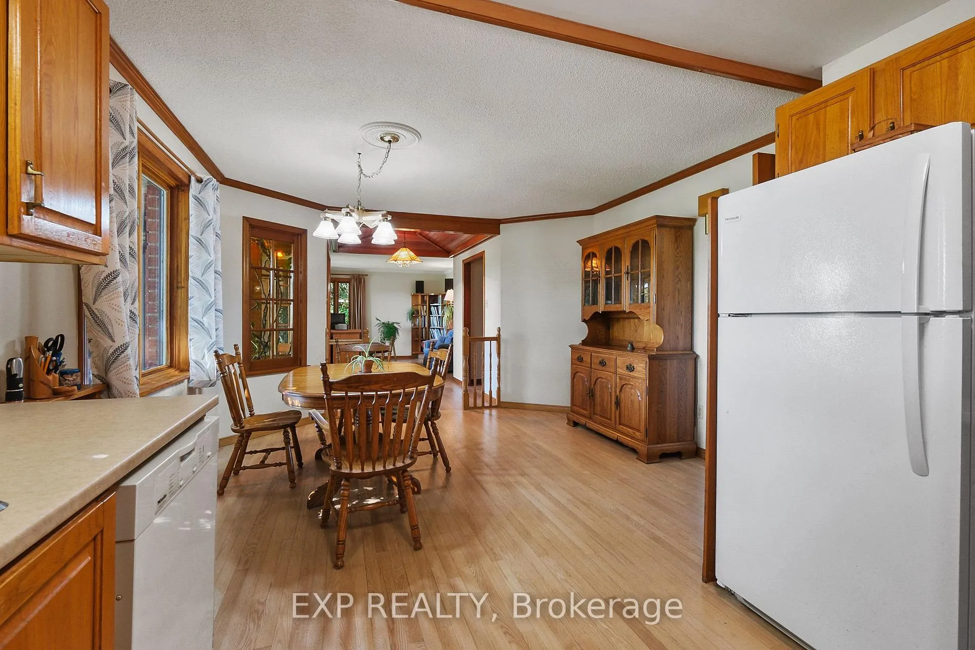 Photo 8 of 9185 Ray Wilson Road, Ottawa, Osgoode Twp (East) (Incl Kenmore) — HOMEH