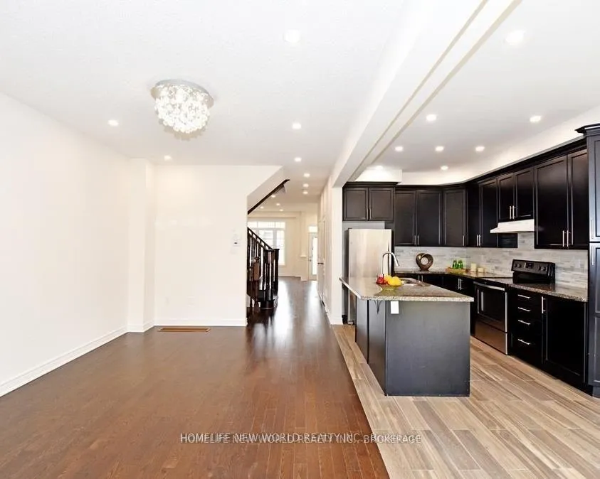 Photo 9 of 7 James Glover Drive, Markham, Berczy — HOMEH