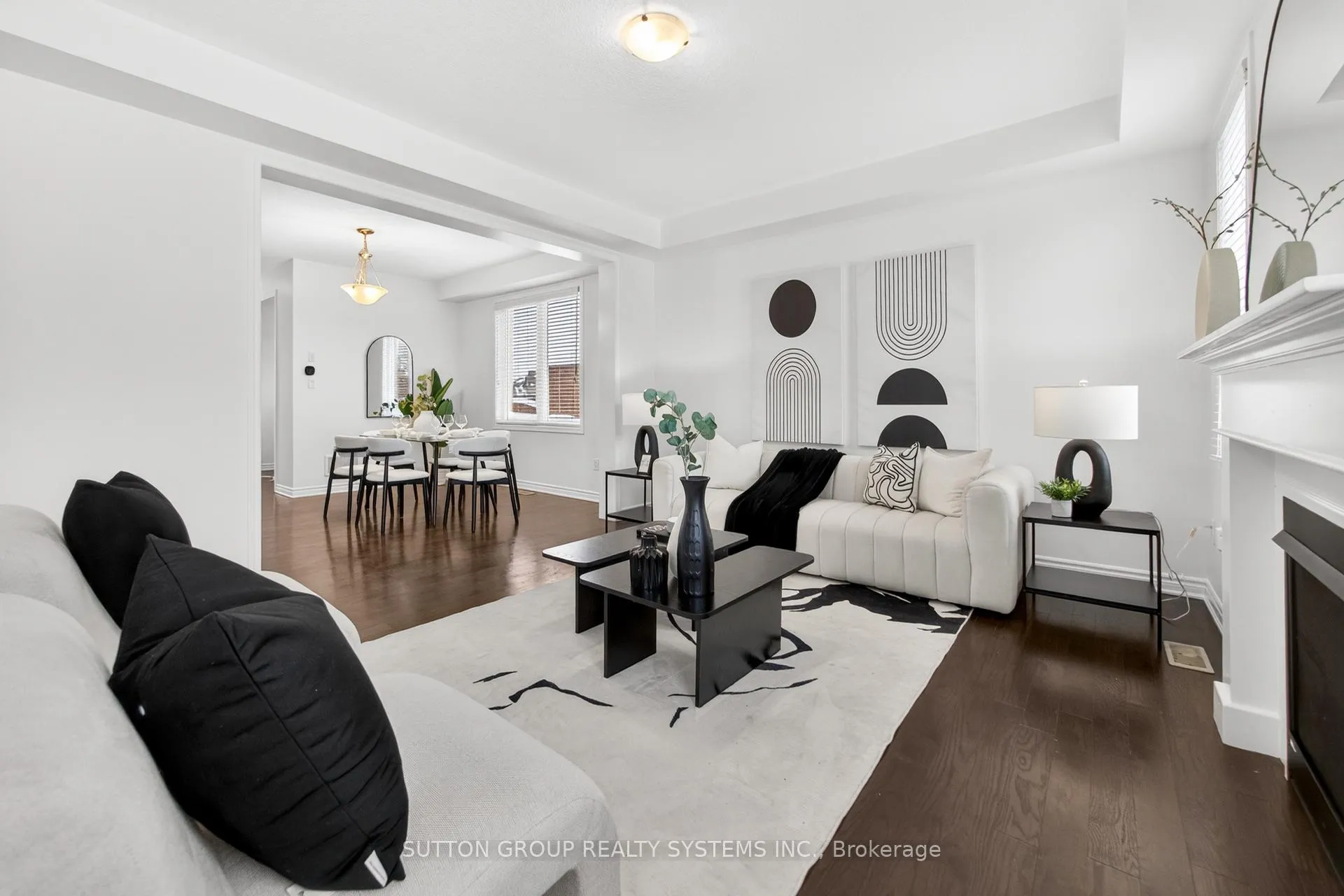 Photo 10 of 693 Doon South Drive, Kitchener, Doon South — HOMEH